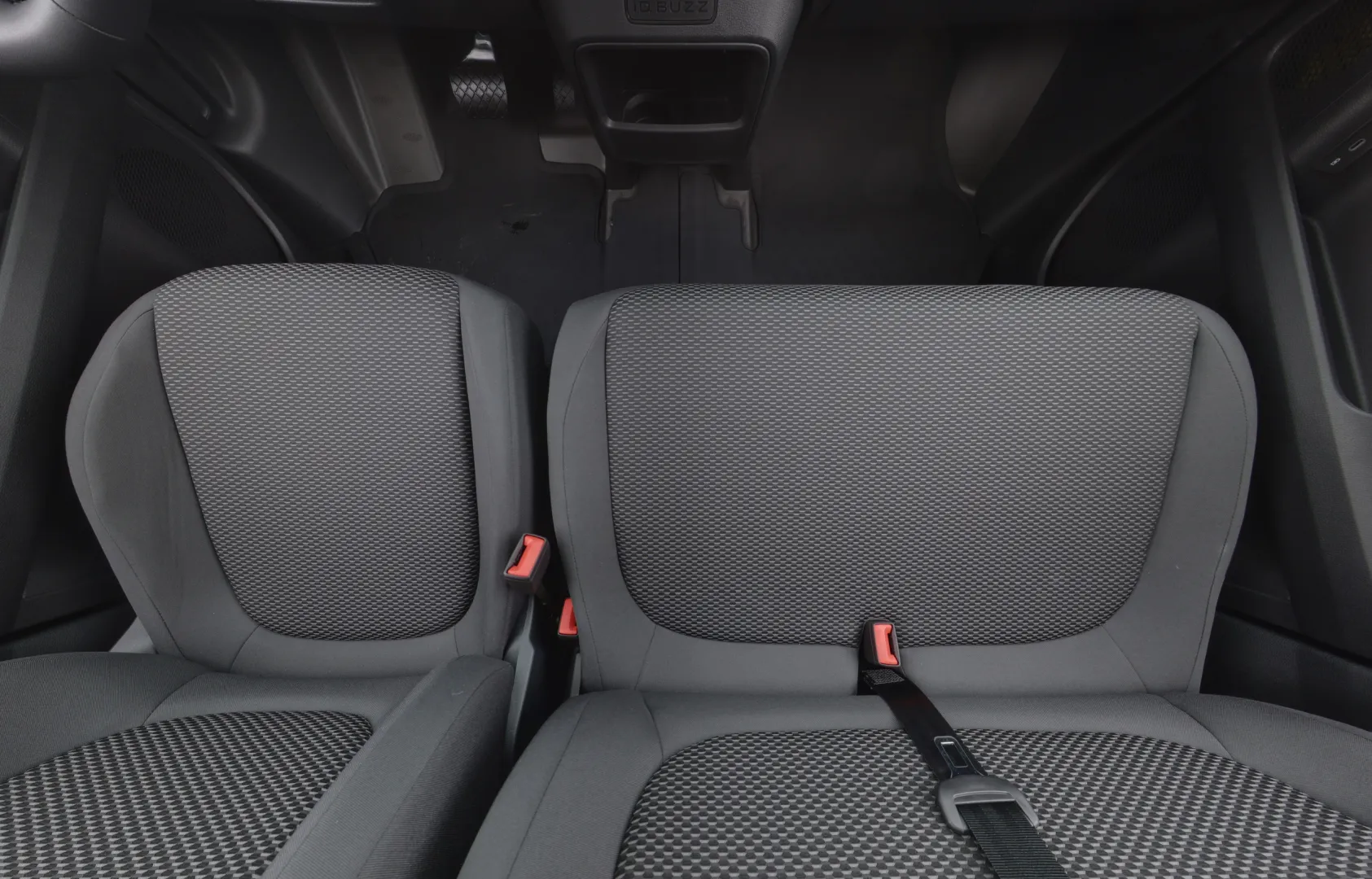 Volkswagen ID. Buzz RVM-715 carousel image