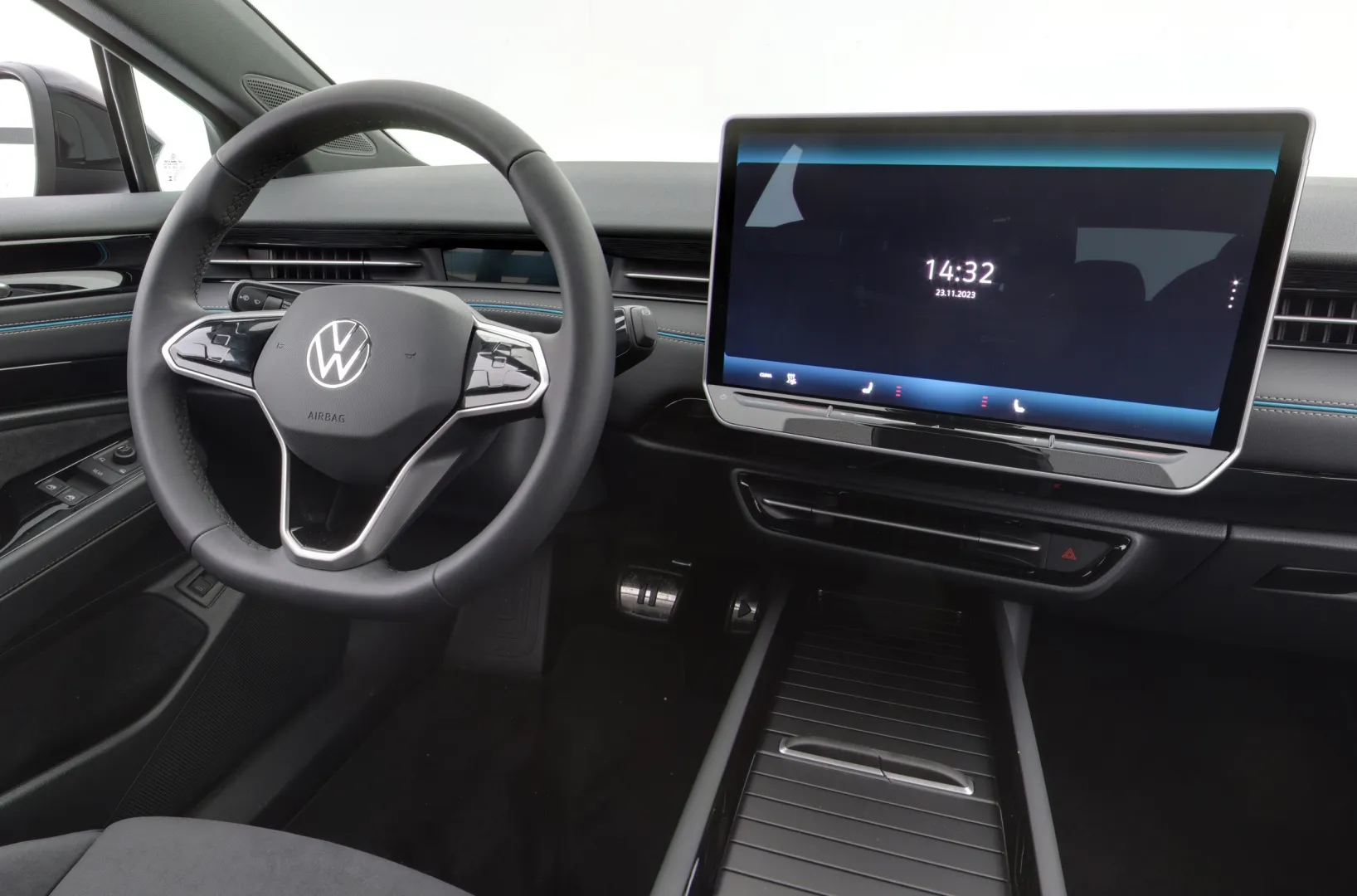 Volkswagen ID.7 RVP-613 carousel image