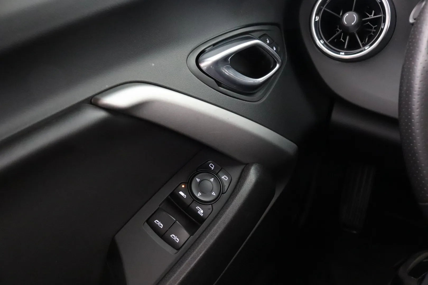 CHEVROLET Camaro KRC-202 carousel image