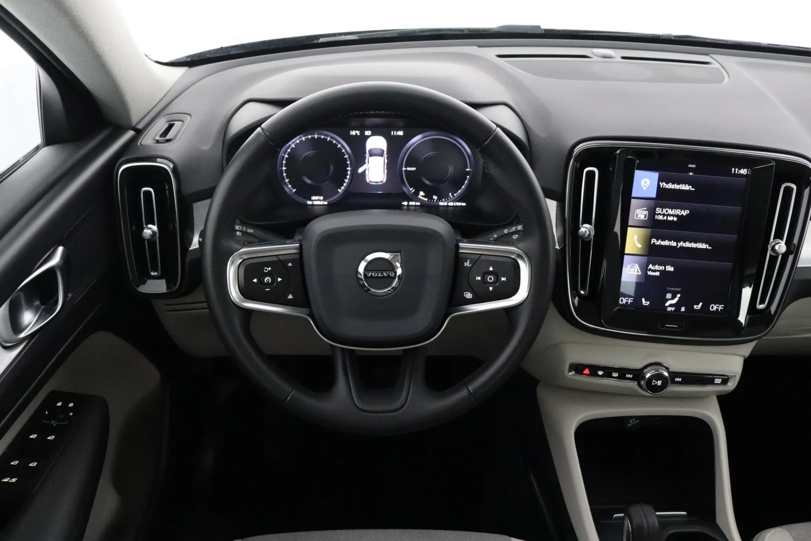 VOLVO XC40 EUS-574 carousel image