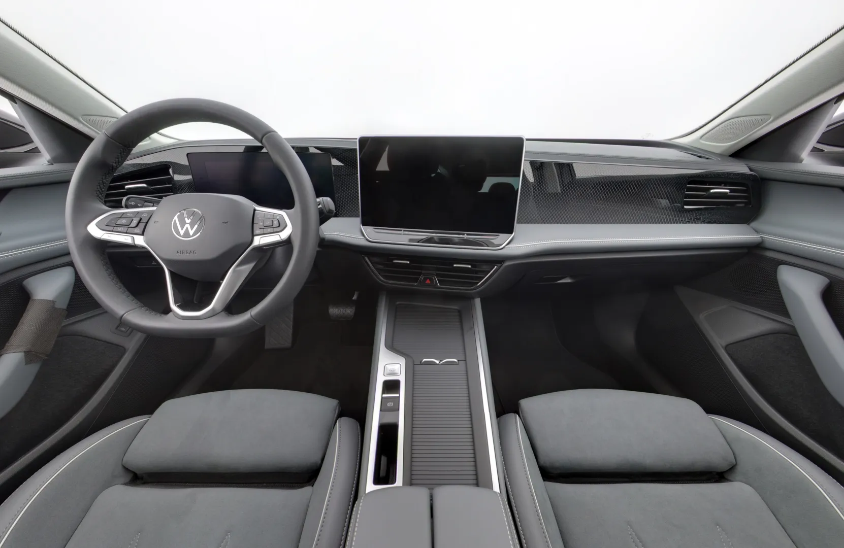 Volkswagen Passat MPT-389 carousel image