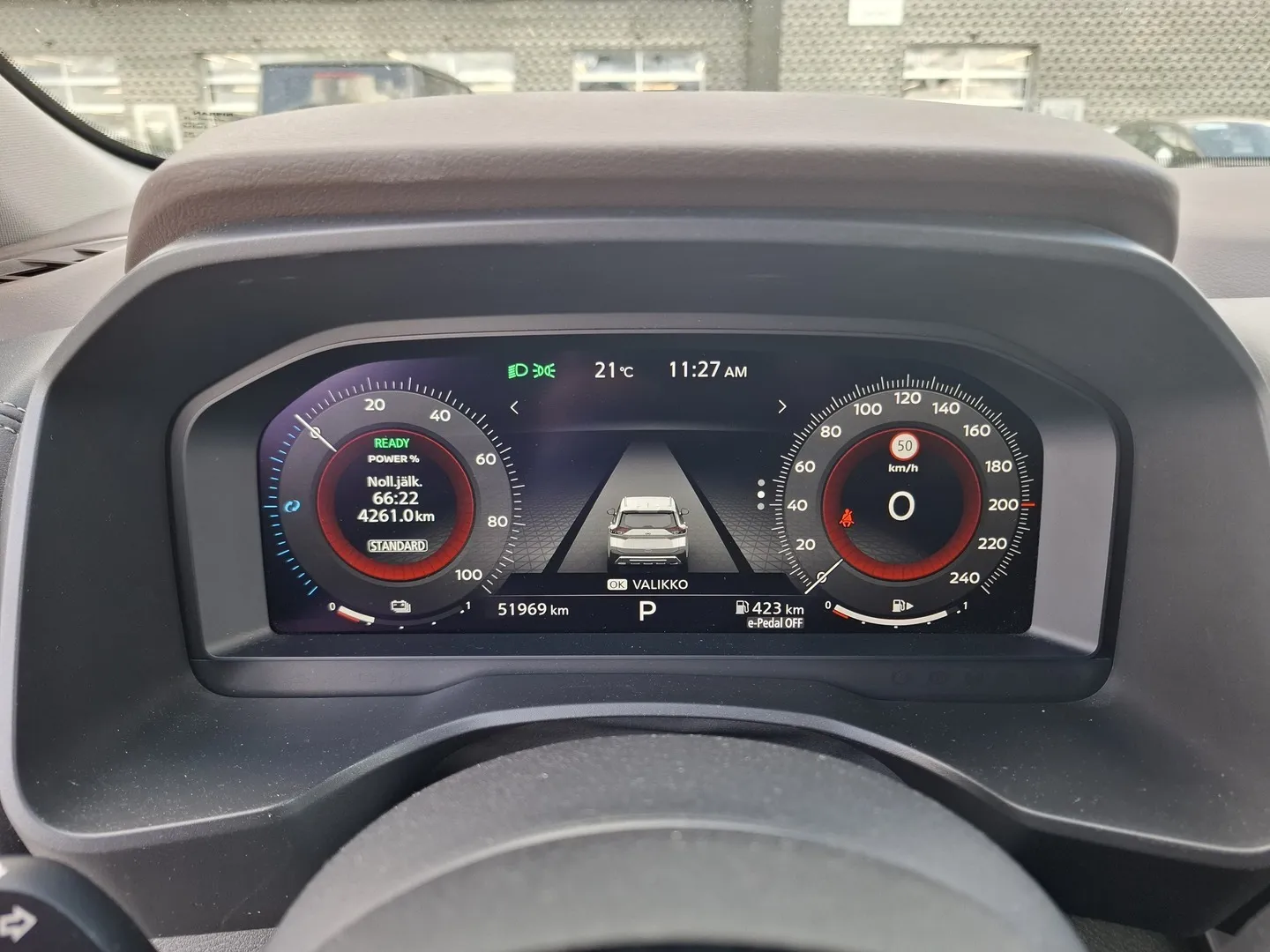 Nissan X-Trail KVT-456 carousel image
