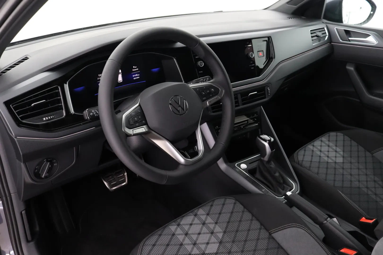 Volkswagen Taigo XSX-709 carousel image