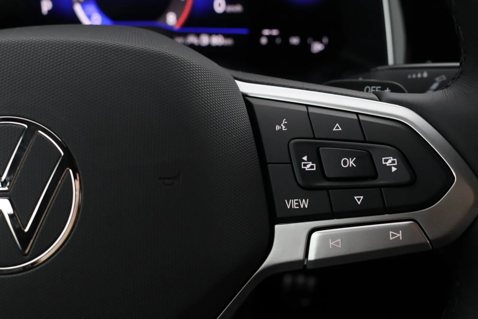 Volkswagen Taigo XSX-709 carousel image