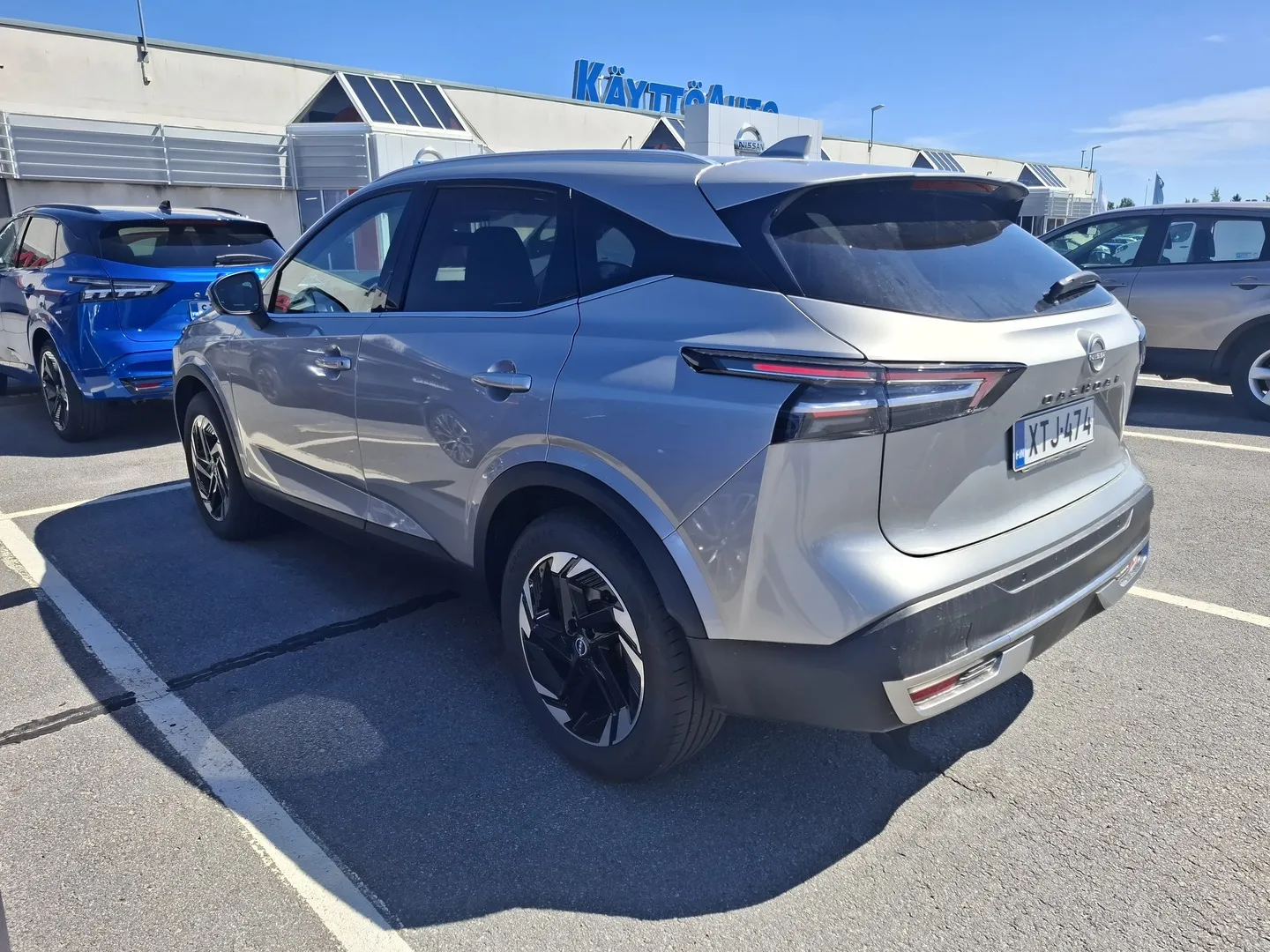 Nissan Qashqai XTJ-474 carousel image
