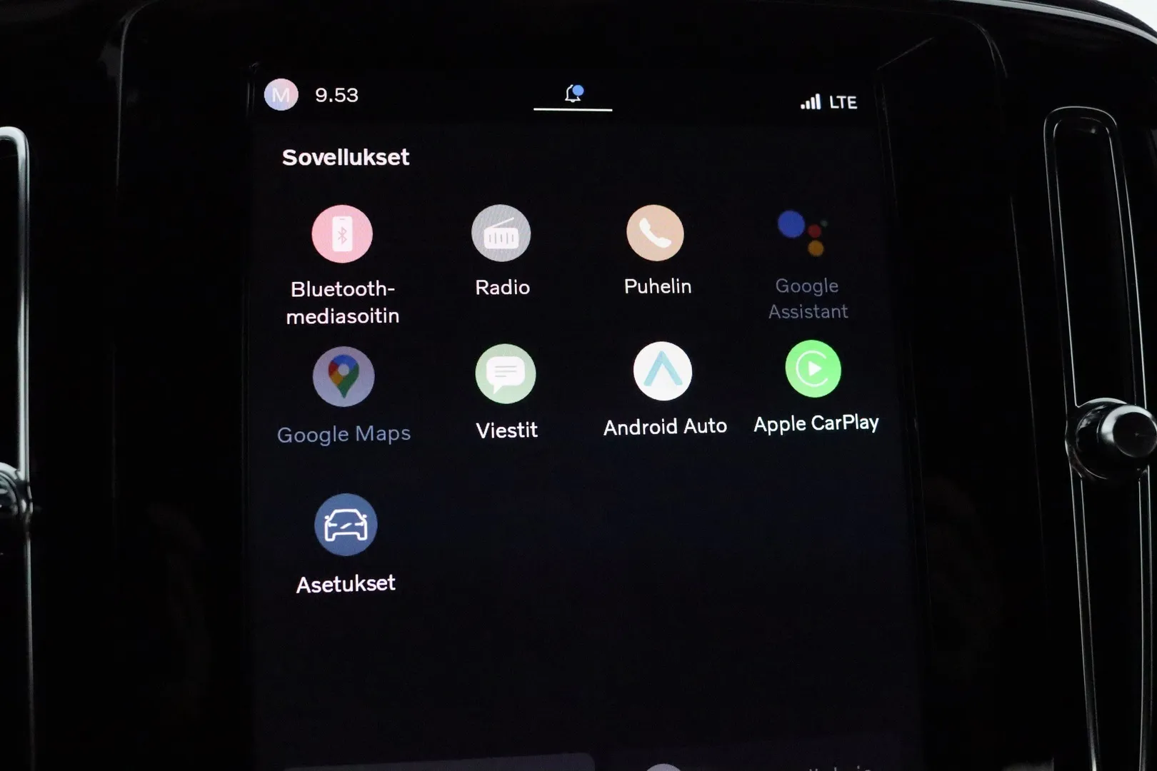 Volvo XC40 EVJ-364 carousel image