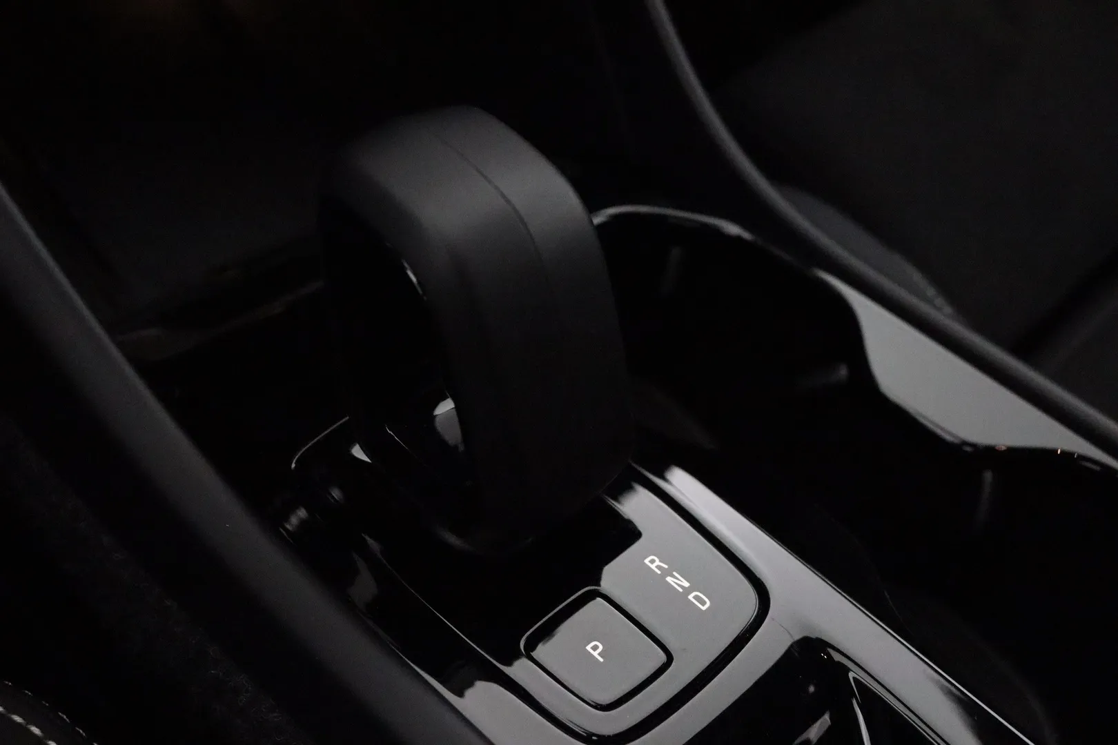 Volvo XC40 EVJ-364 carousel image