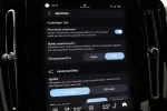 Volvo XC40 EVJ-759 carousel thumbs