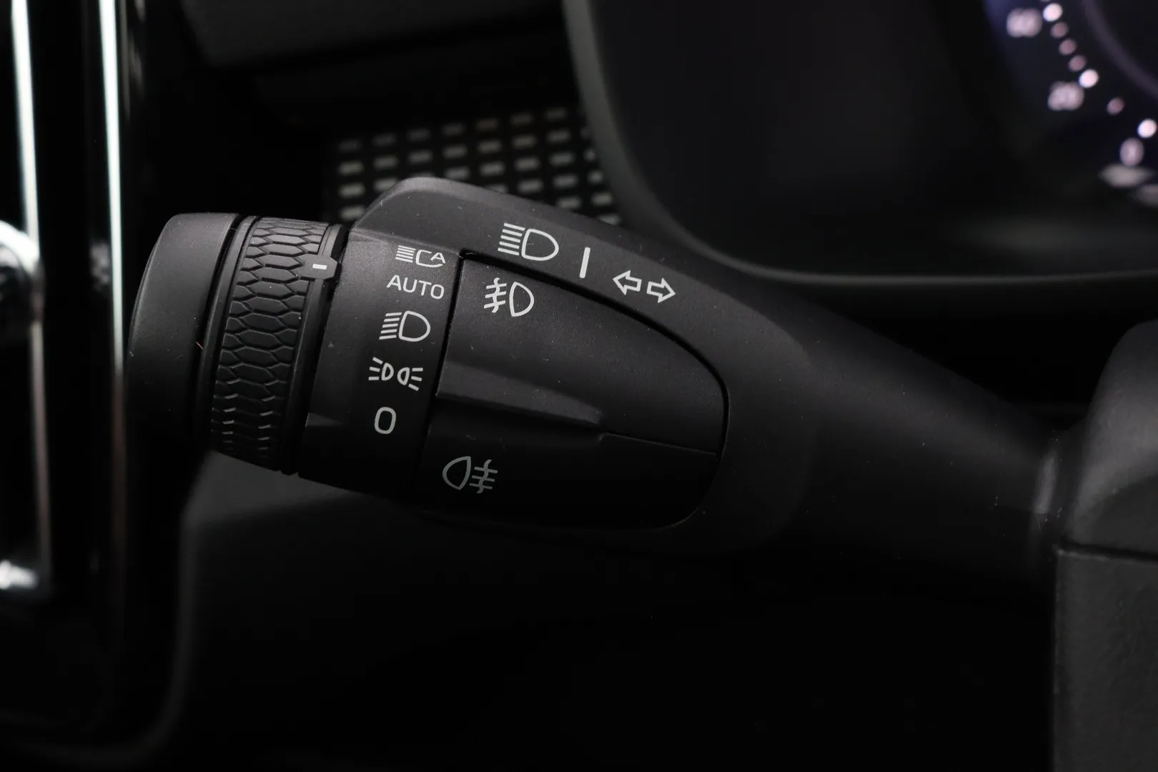 Volvo XC40 EVJ-759 carousel image