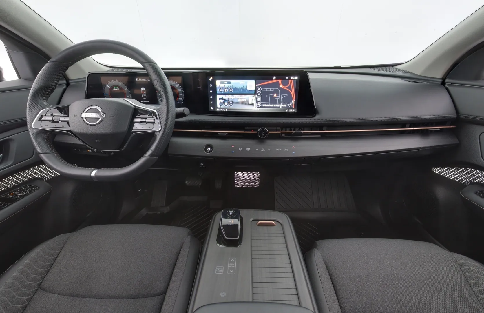 NISSAN Ariya FRG-100 carousel image