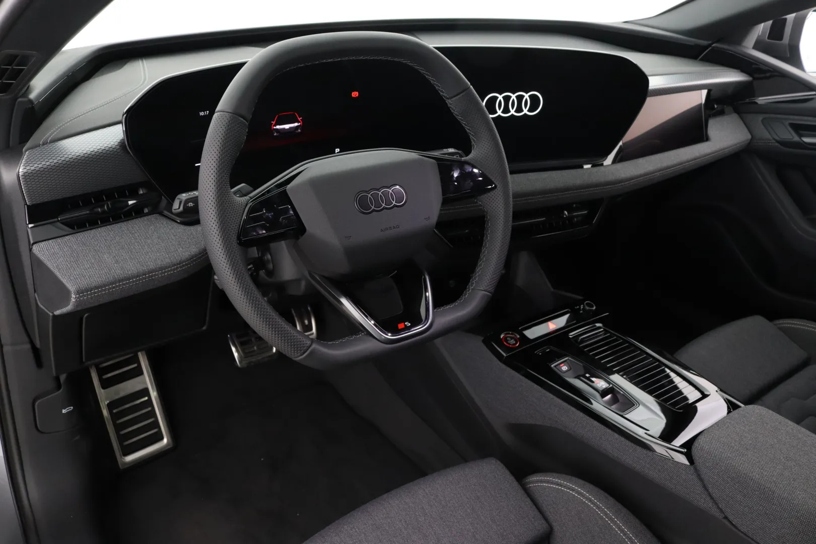 Audi A6 e-tron XTK-209 carousel image