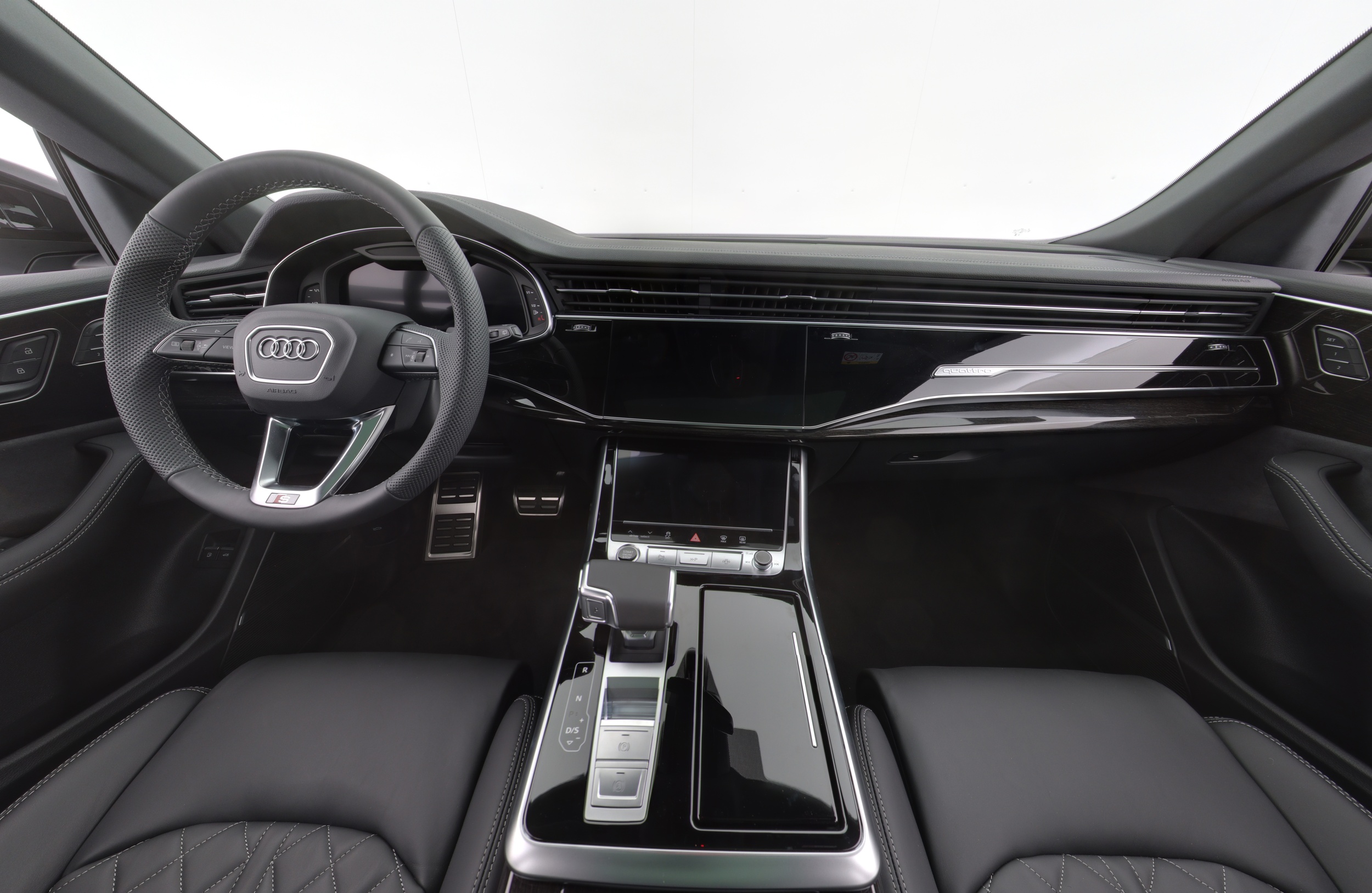 Audi Q8 60 TFSI e quattro 2025, kuva 7/33