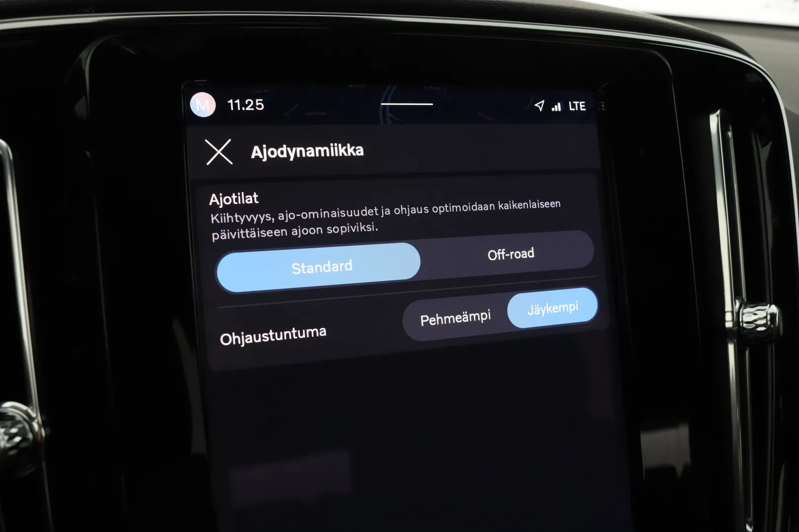 Volvo XC40 ZPO-235 carousel image