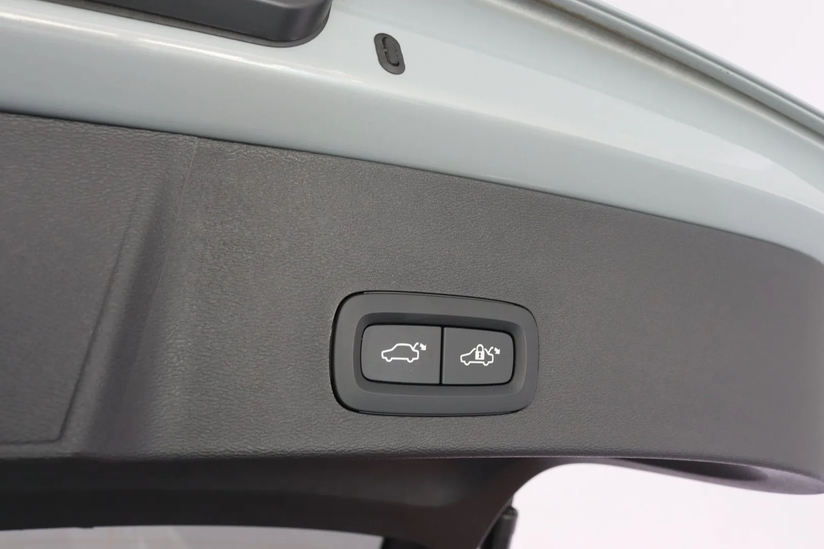 Volvo XC40 ZPO-235 carousel image