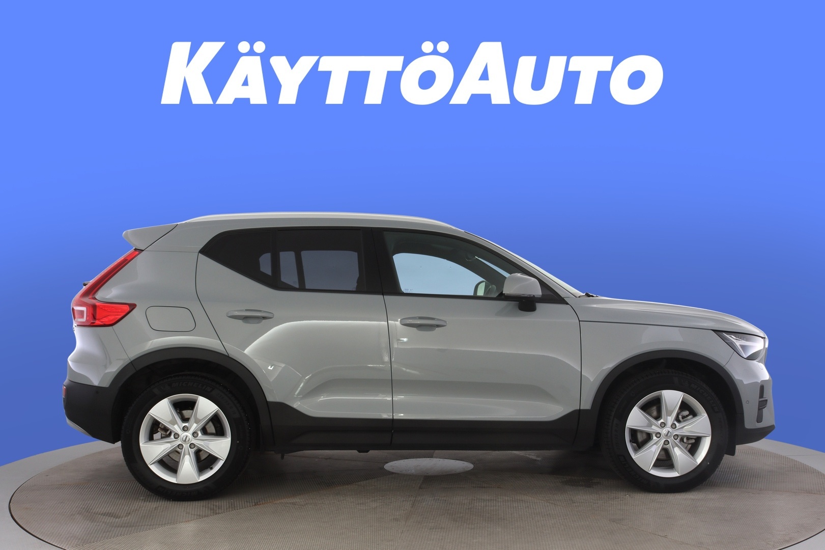 Volvo XC40 B3 MHEV Edition DCT aut 2025, photo 6/30