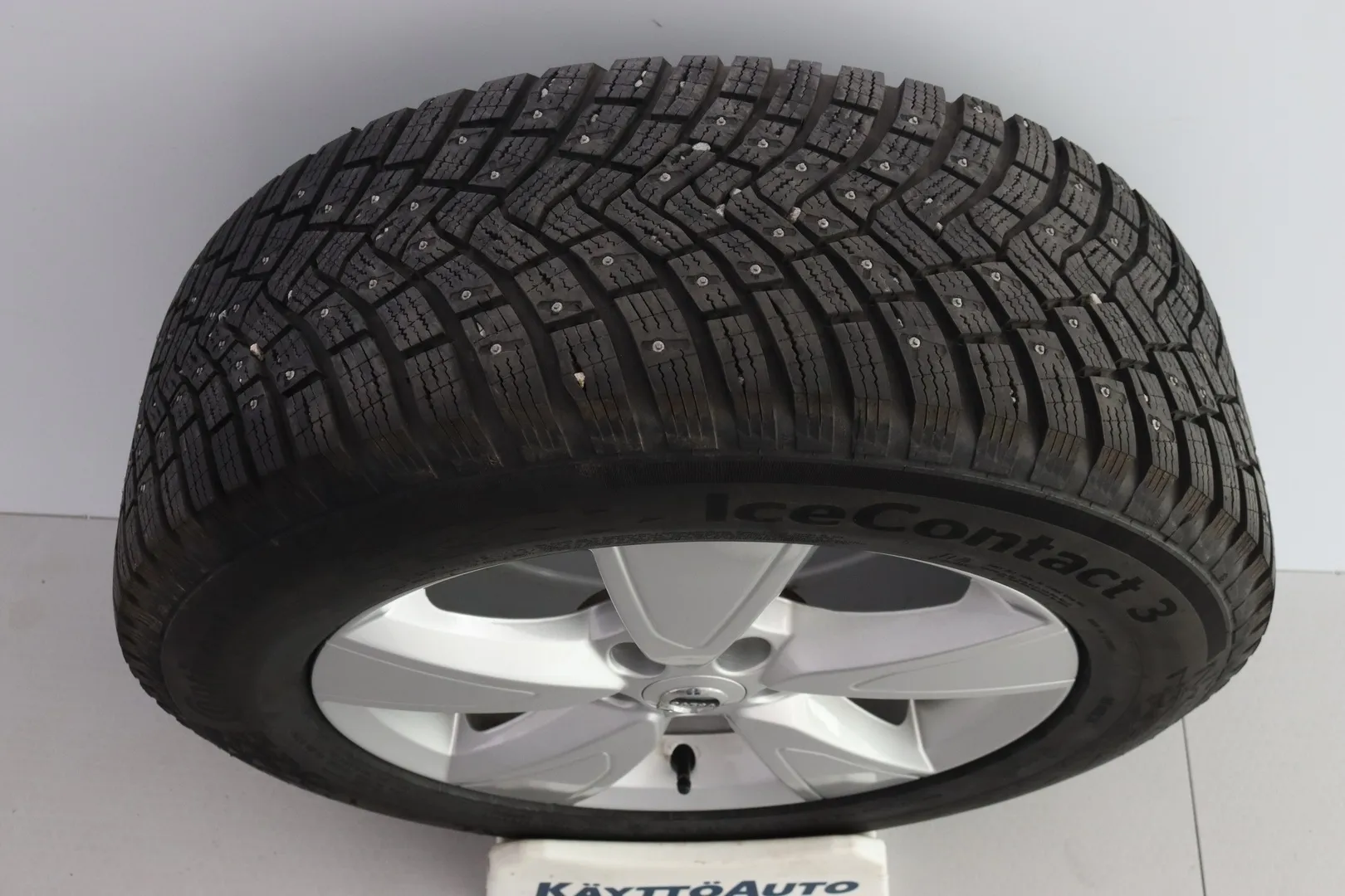 Volvo XC40 ZPL-571 carousel image