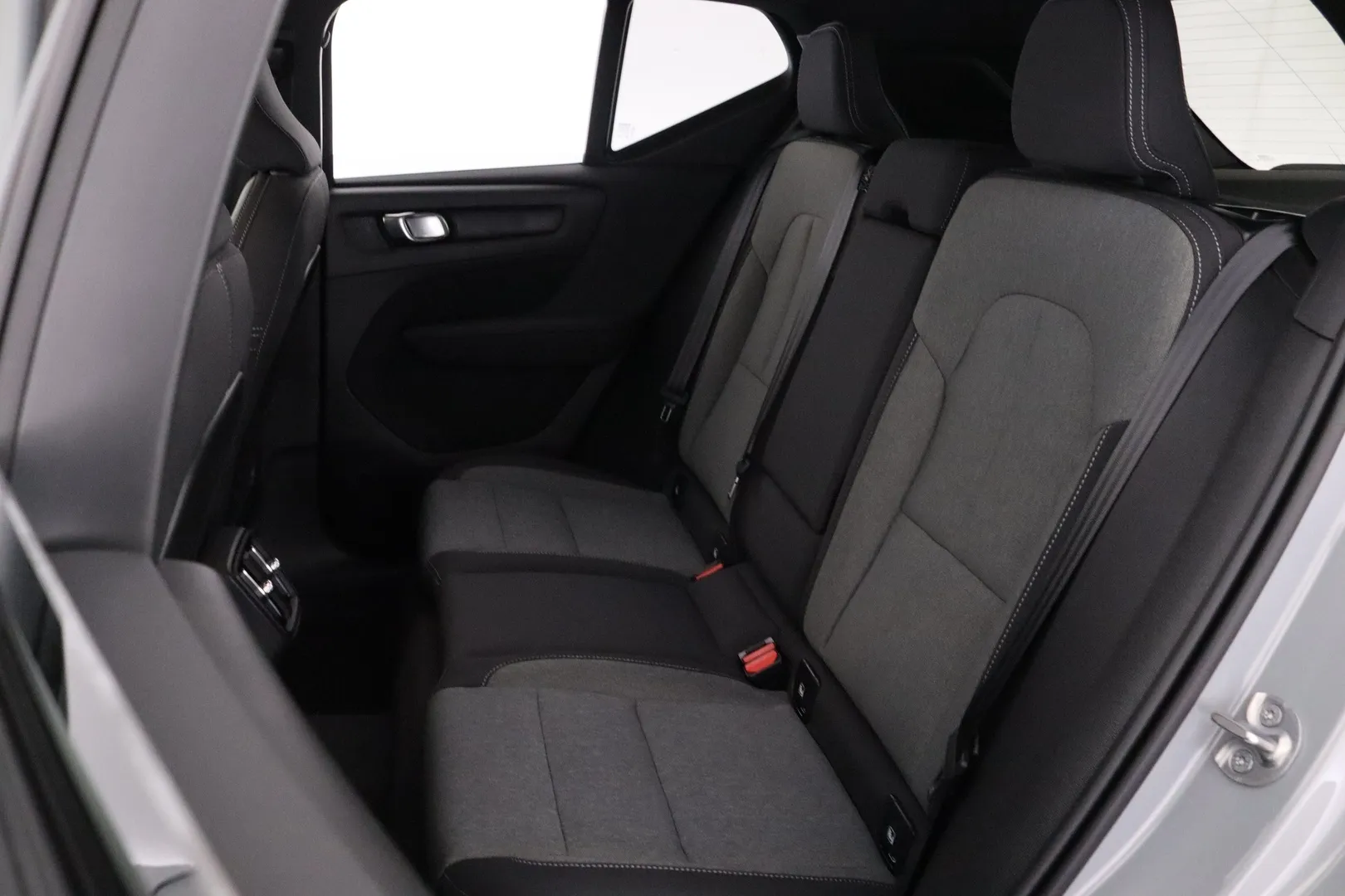 Volvo XC40 ZPL-568 carousel image