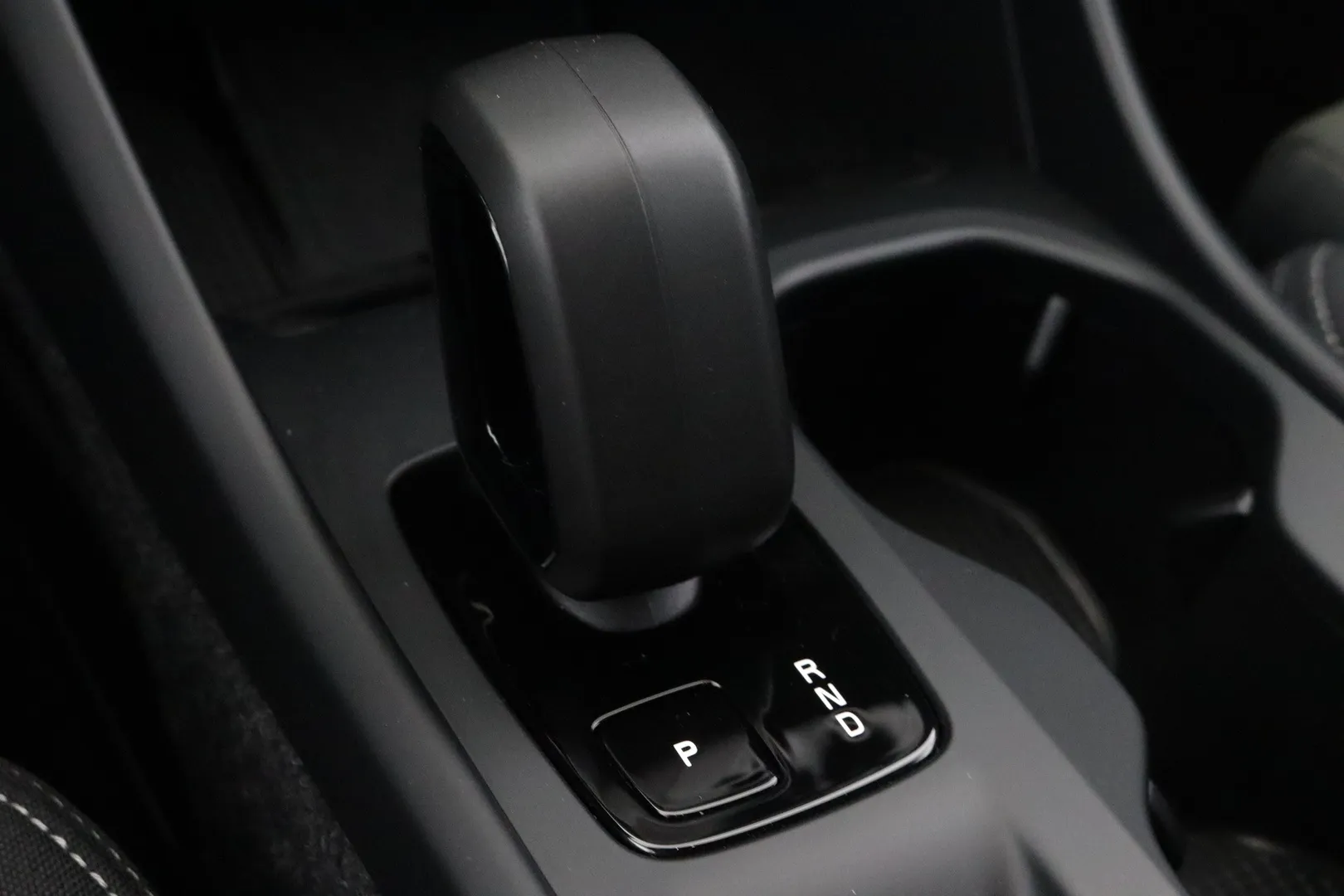 Volvo XC40 ZPL-568 carousel image