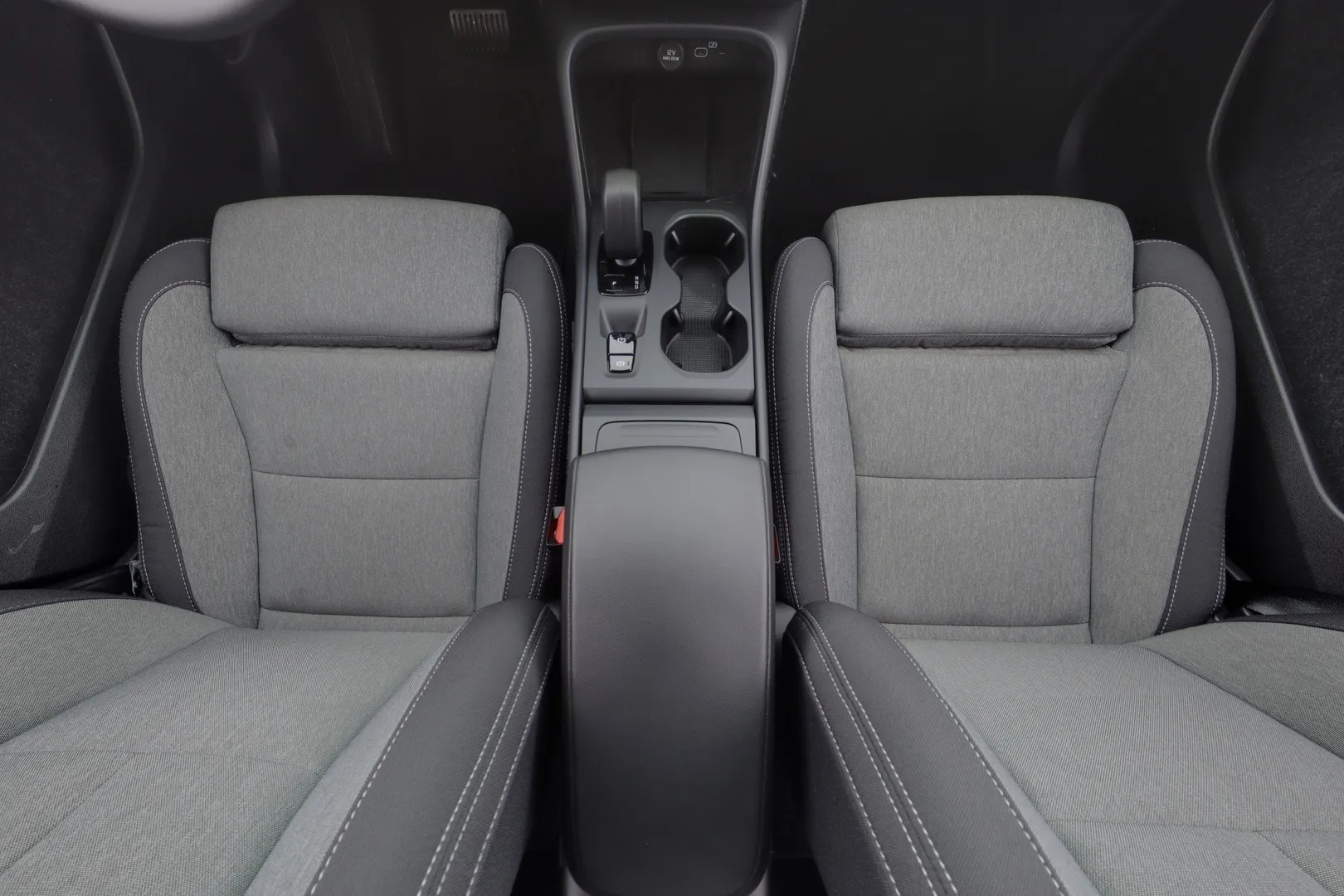 Volvo XC40 ZPL-568 carousel image