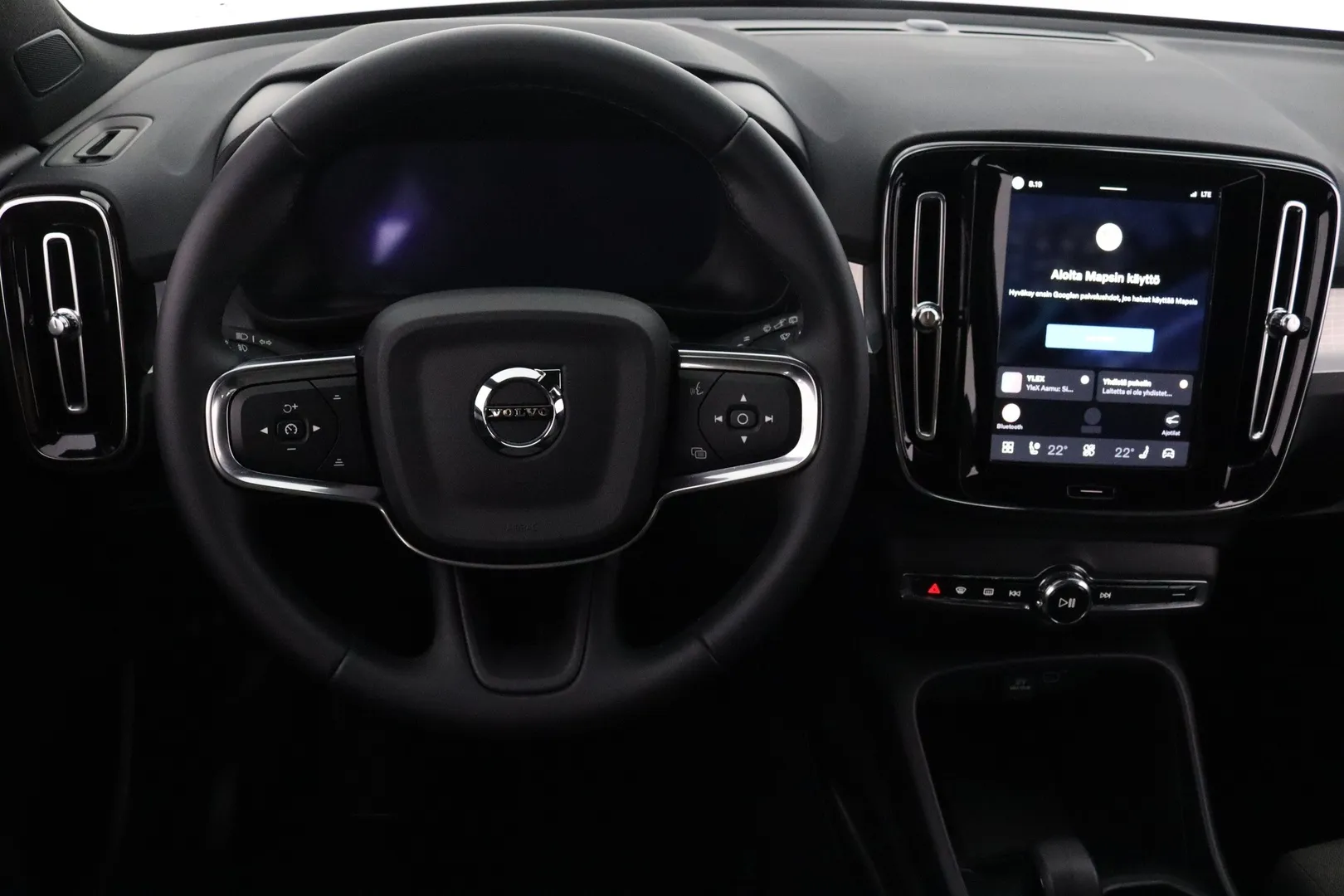 Volvo XC40 ZPL-568 carousel image