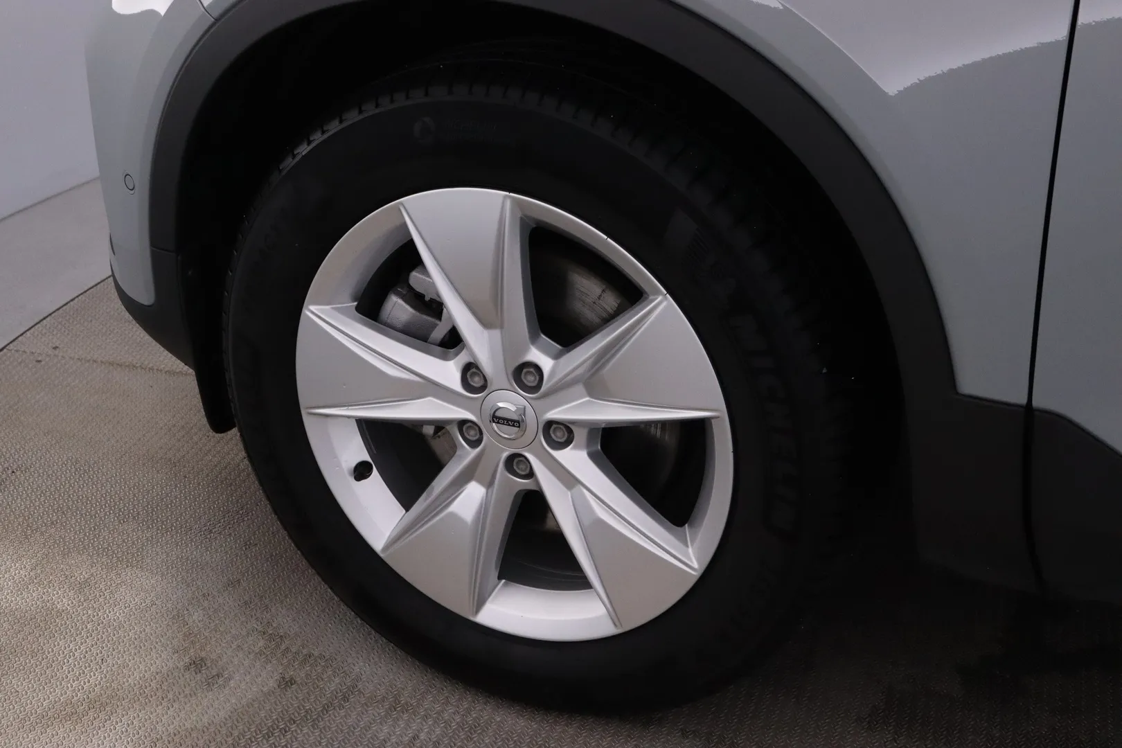 Volvo XC40 ZPL-568 carousel image