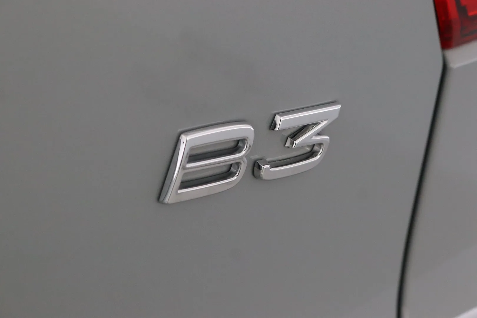Volvo XC40 ZPL-568 carousel image