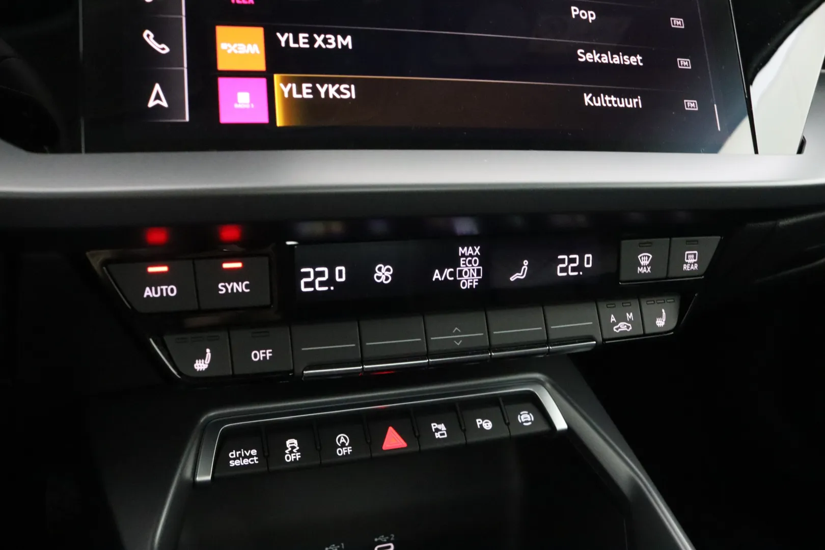 Audi A3 MPX-427 carousel image