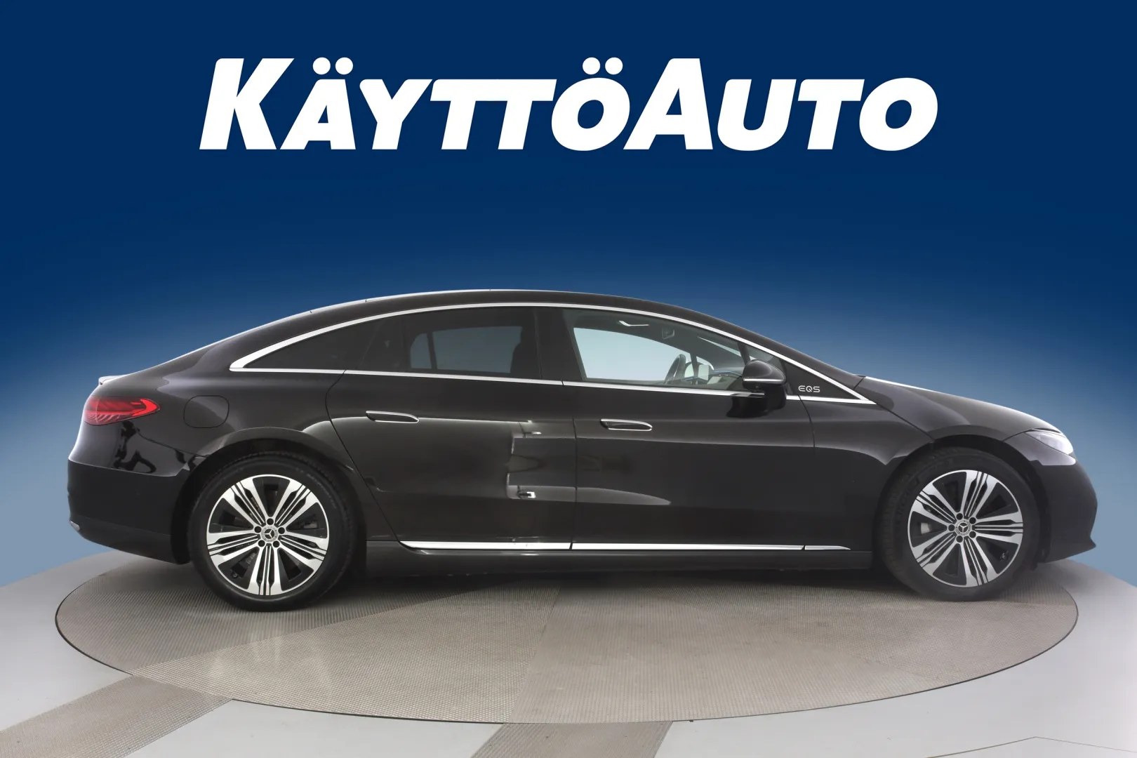 Mercedes-Benz EQS GOU-869 carousel image