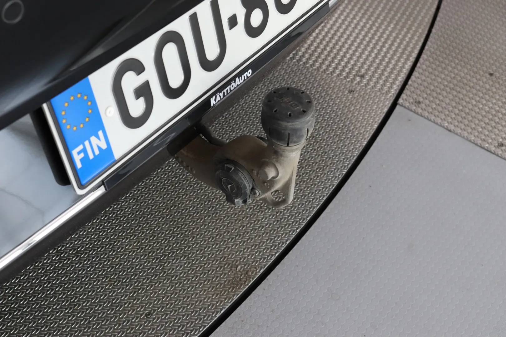 Mercedes-Benz EQS GOU-869 carousel image