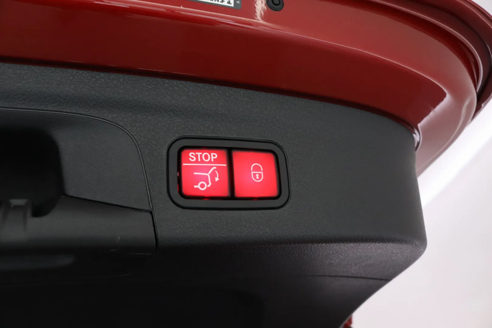 Mercedes-Benz GLE LRR-402 carousel image