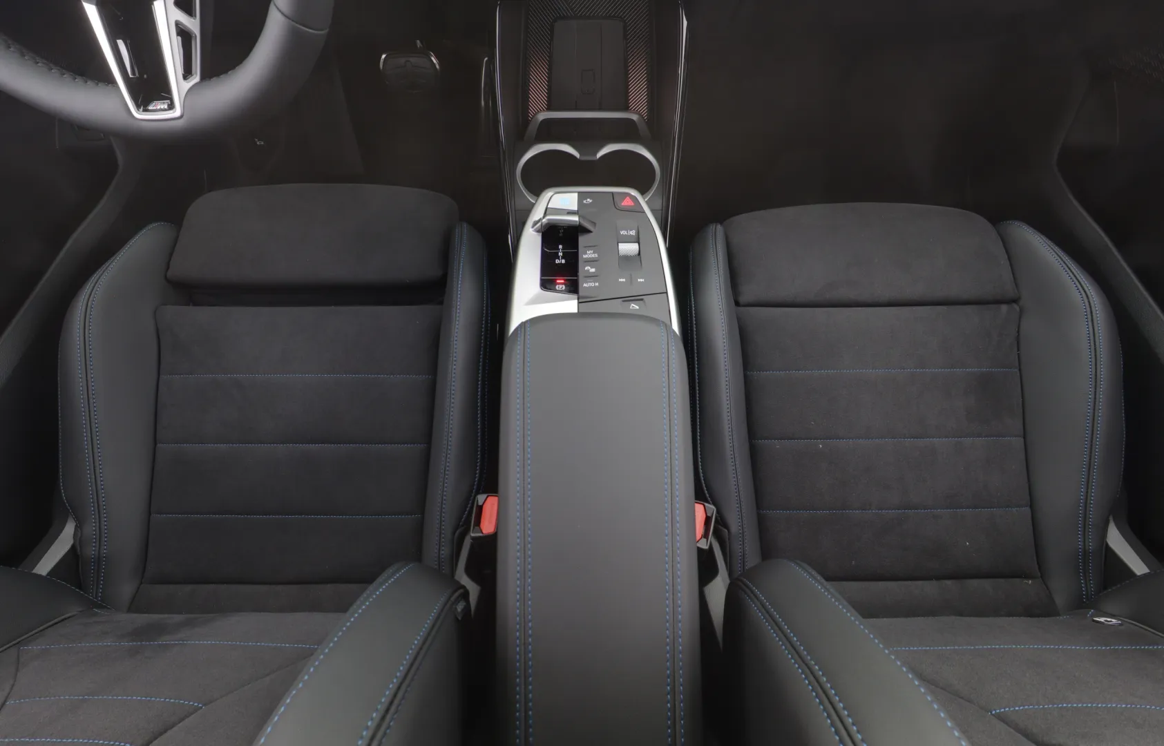 BMW iX2 XYR-910 carousel image