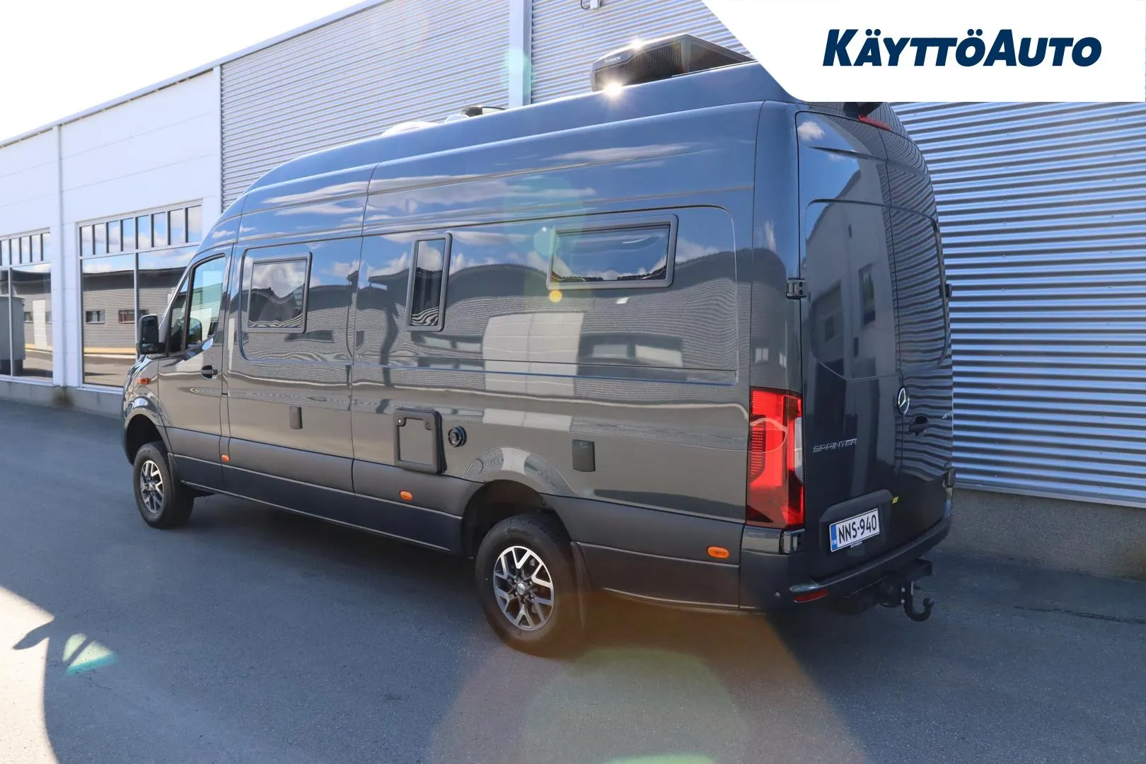 Kabe Van 690 LB Mercedes Benz NNS-940 carousel image