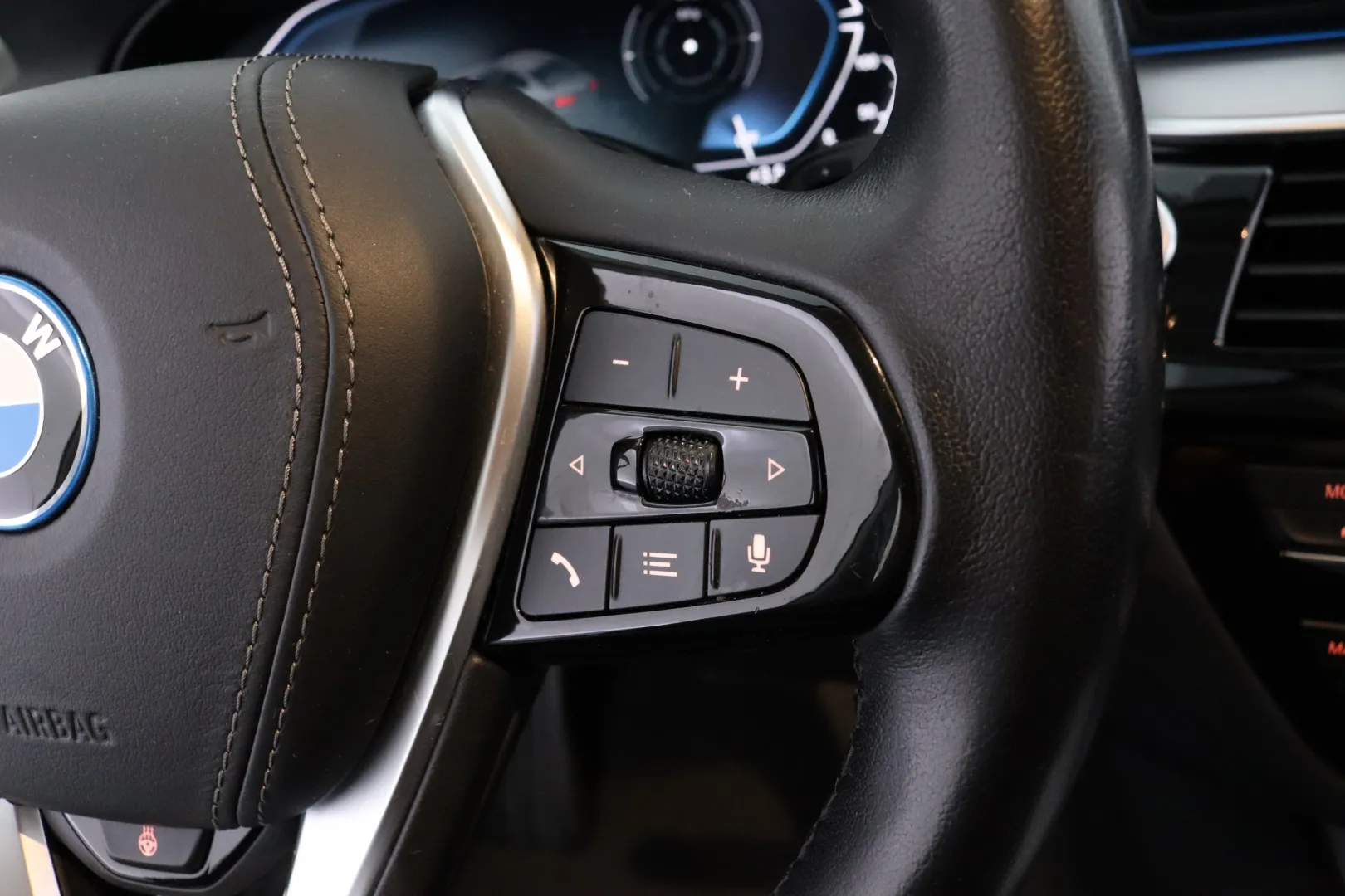 BMW 530 EUB-497 carousel image