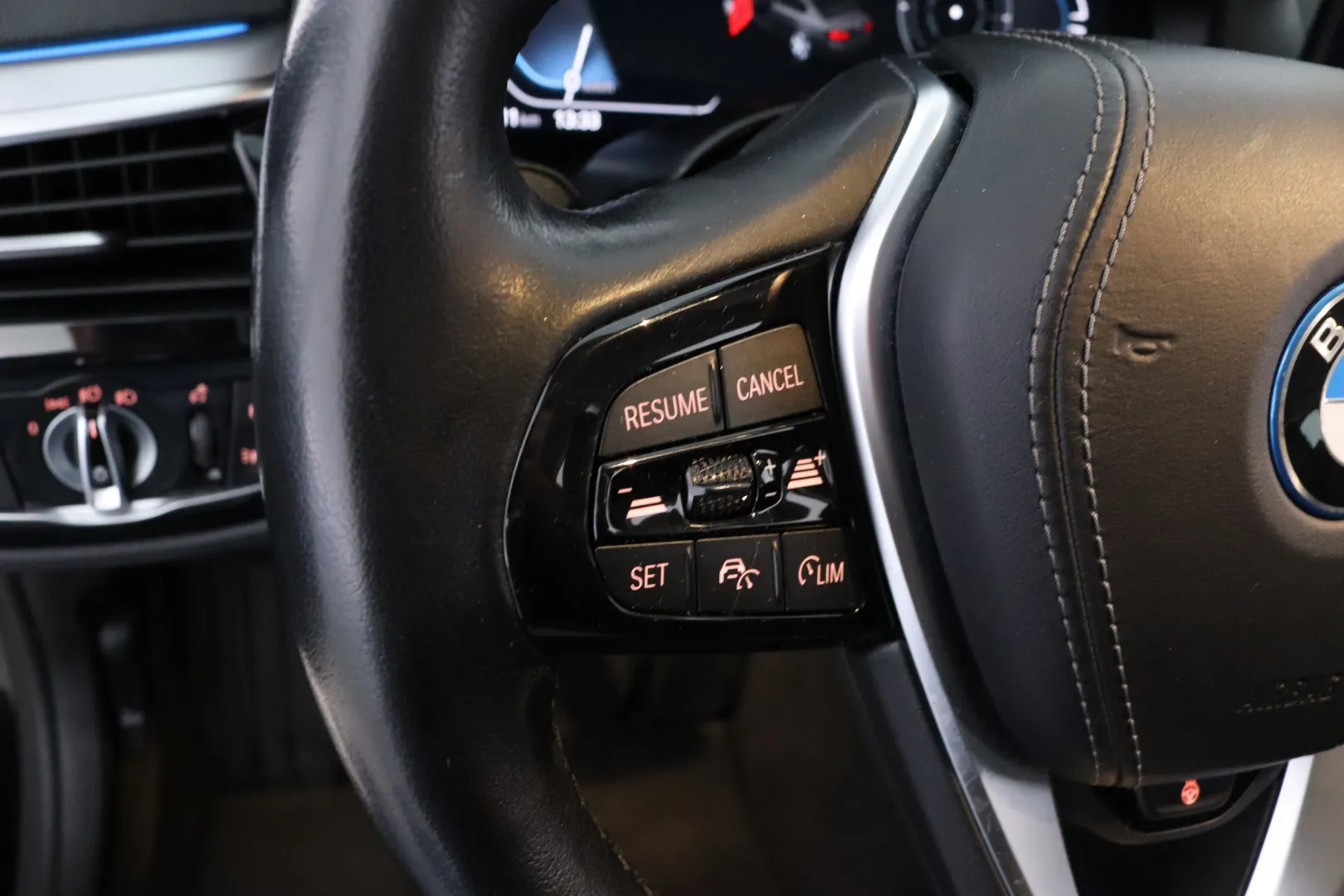 BMW 530 EUB-497 carousel image