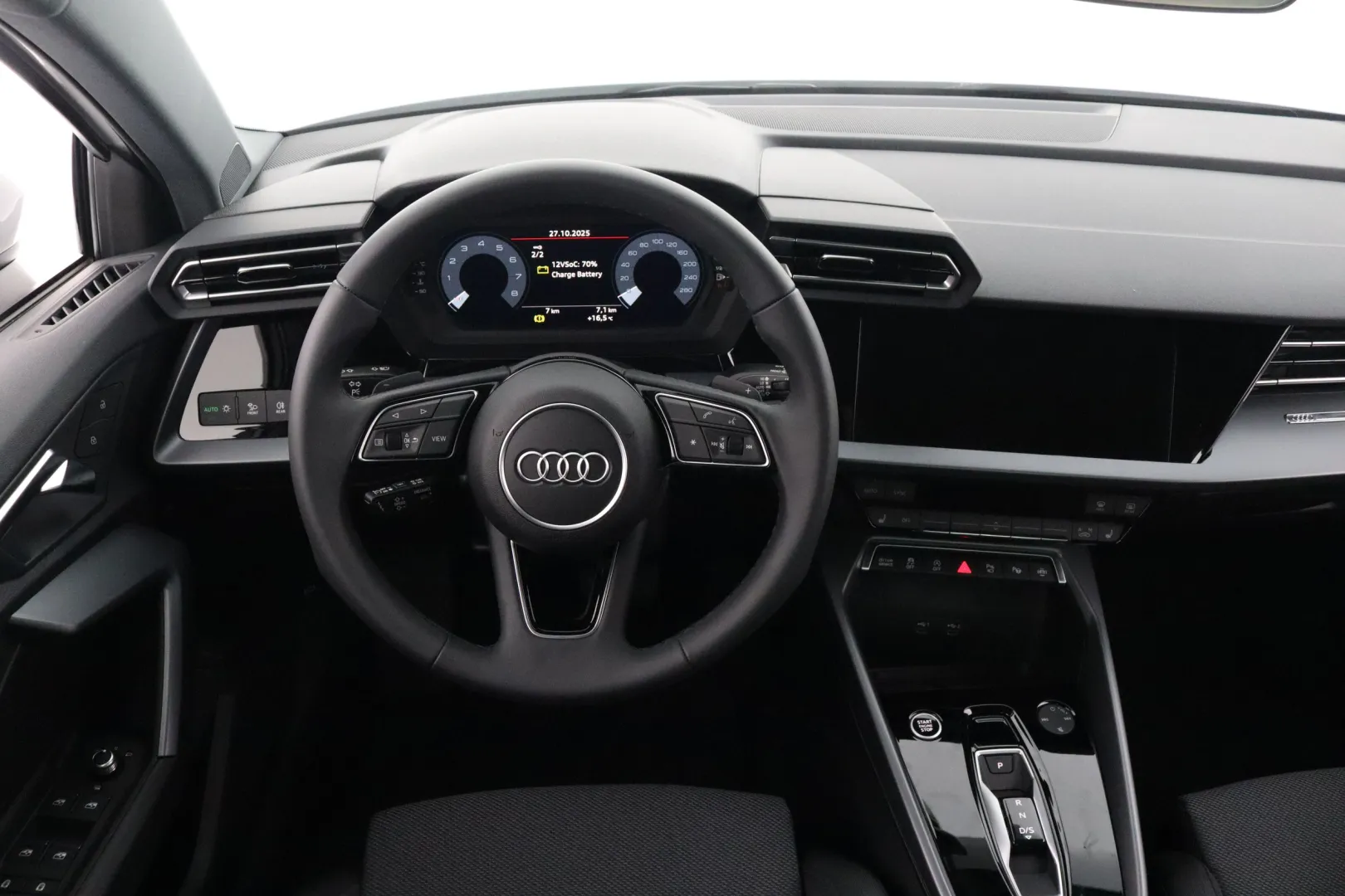 Audi A3 YYF-753 carousel image