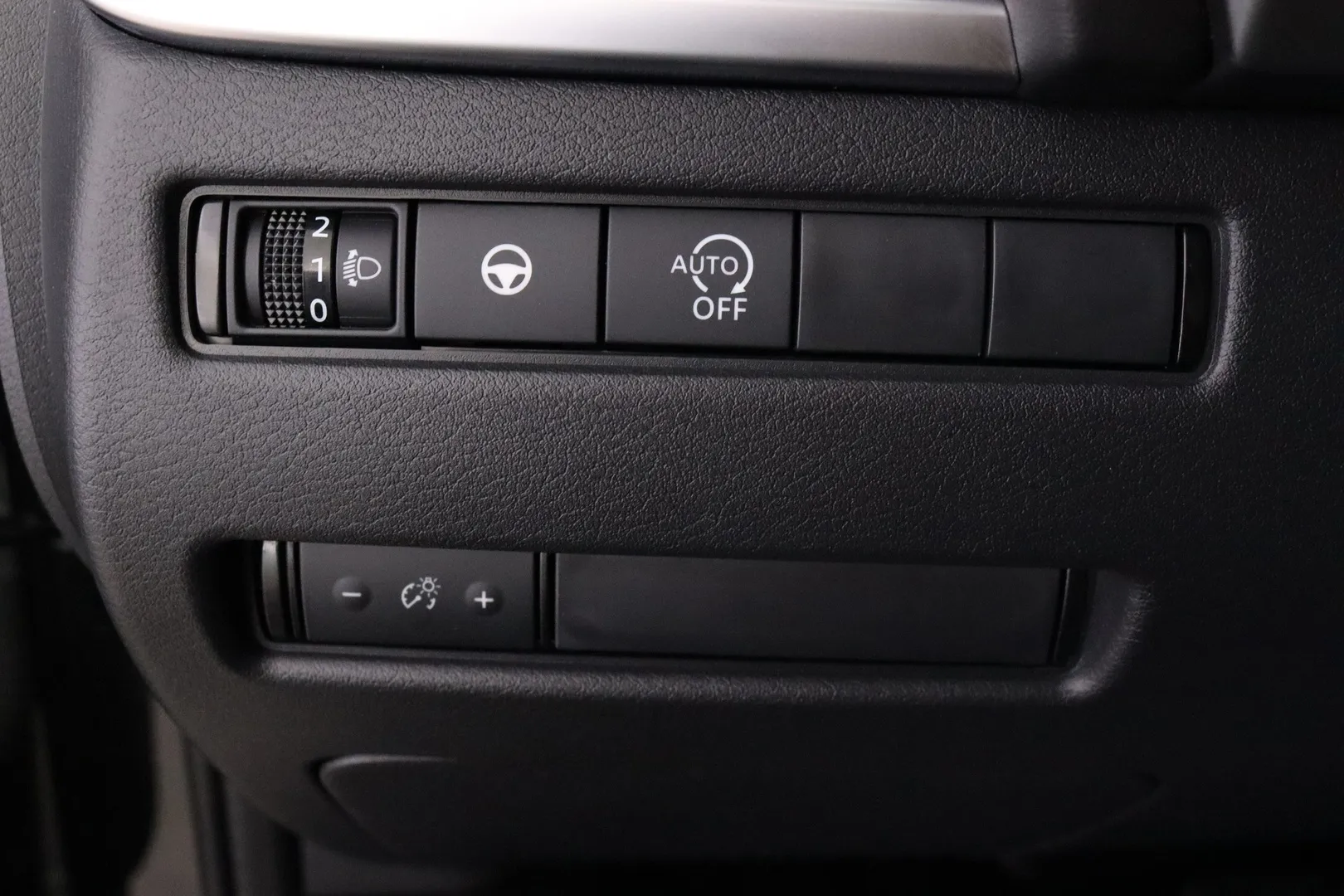 Nissan Qashqai CSN-216 carousel image