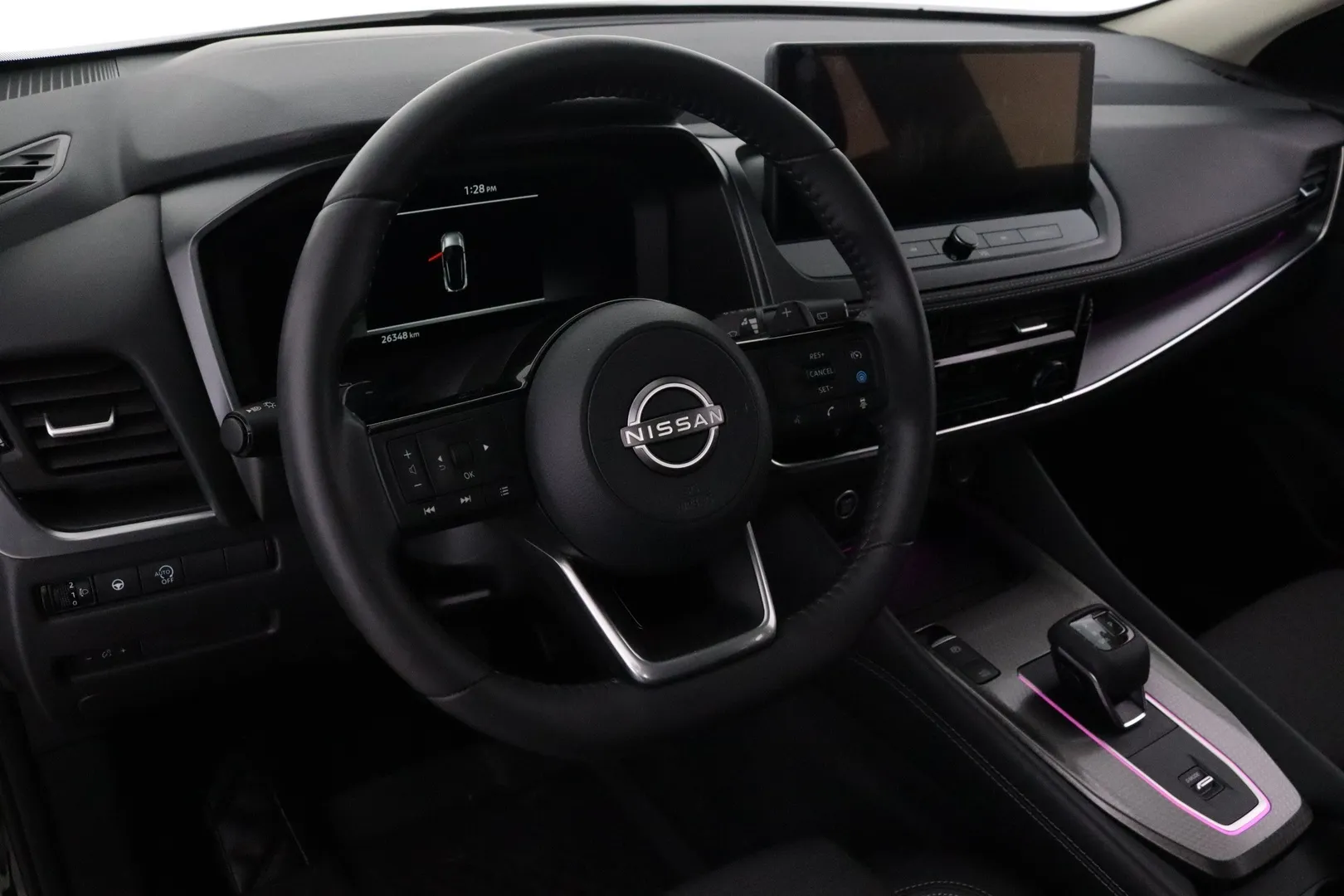 Nissan Qashqai CSN-216 carousel image