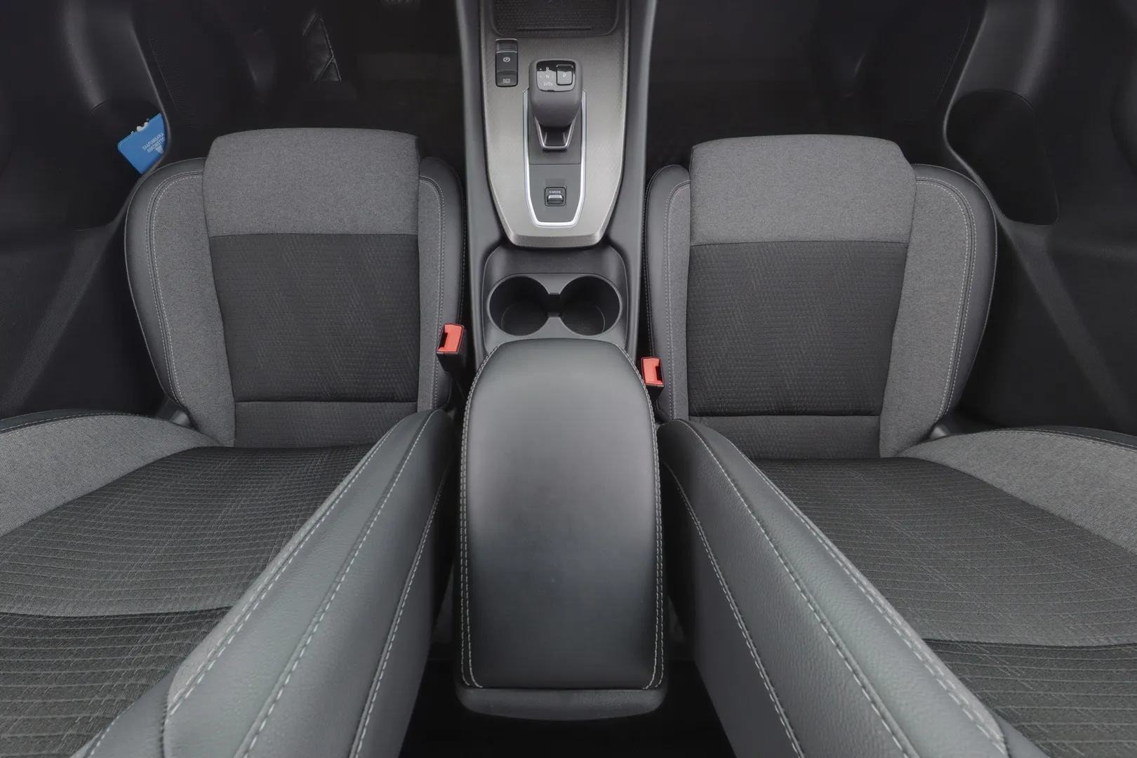 Nissan Qashqai CSN-216 carousel image