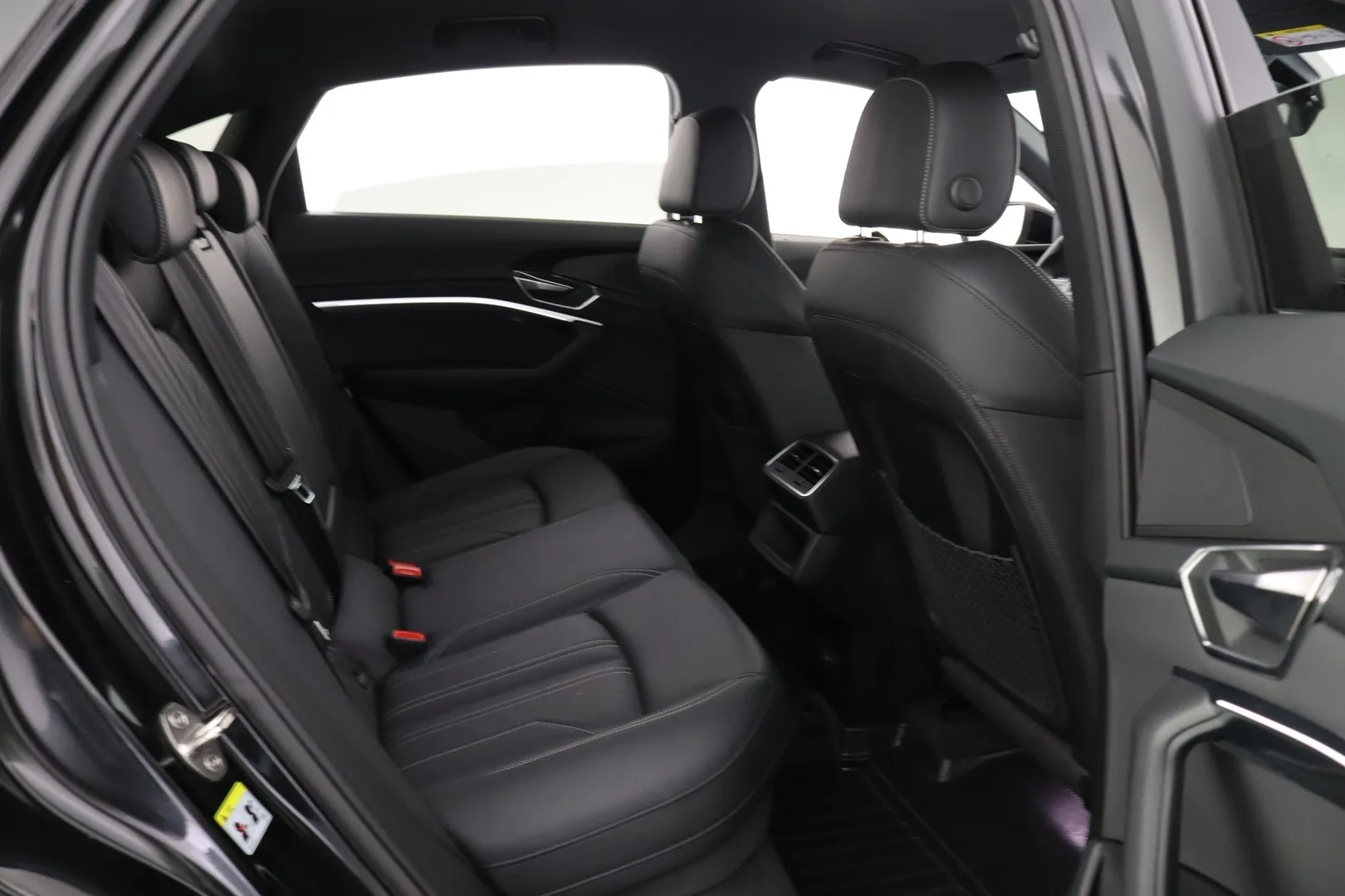 AUDI Q8 e-tron RVS-734 carousel image