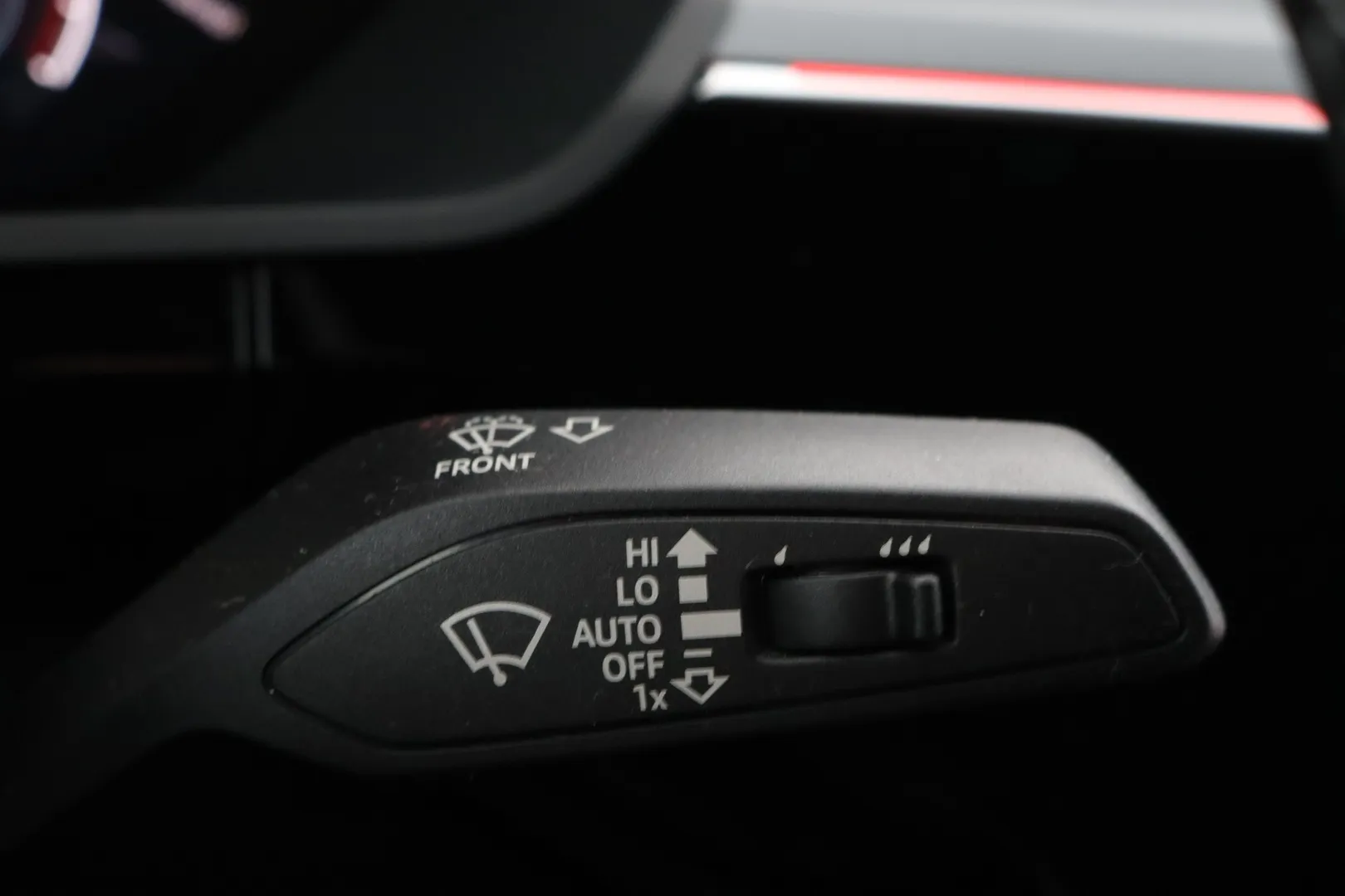 AUDI Q8 e-tron RVS-734 carousel image