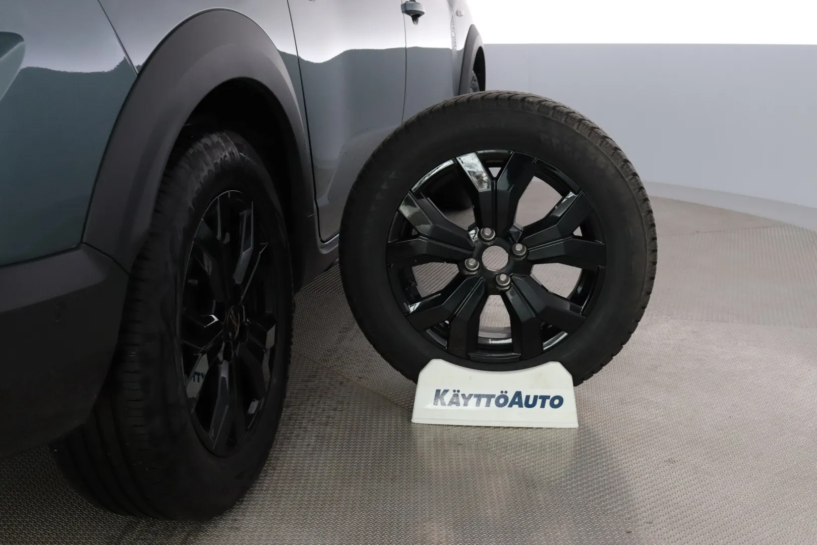 DACIA Jogger MPE-141 carousel image