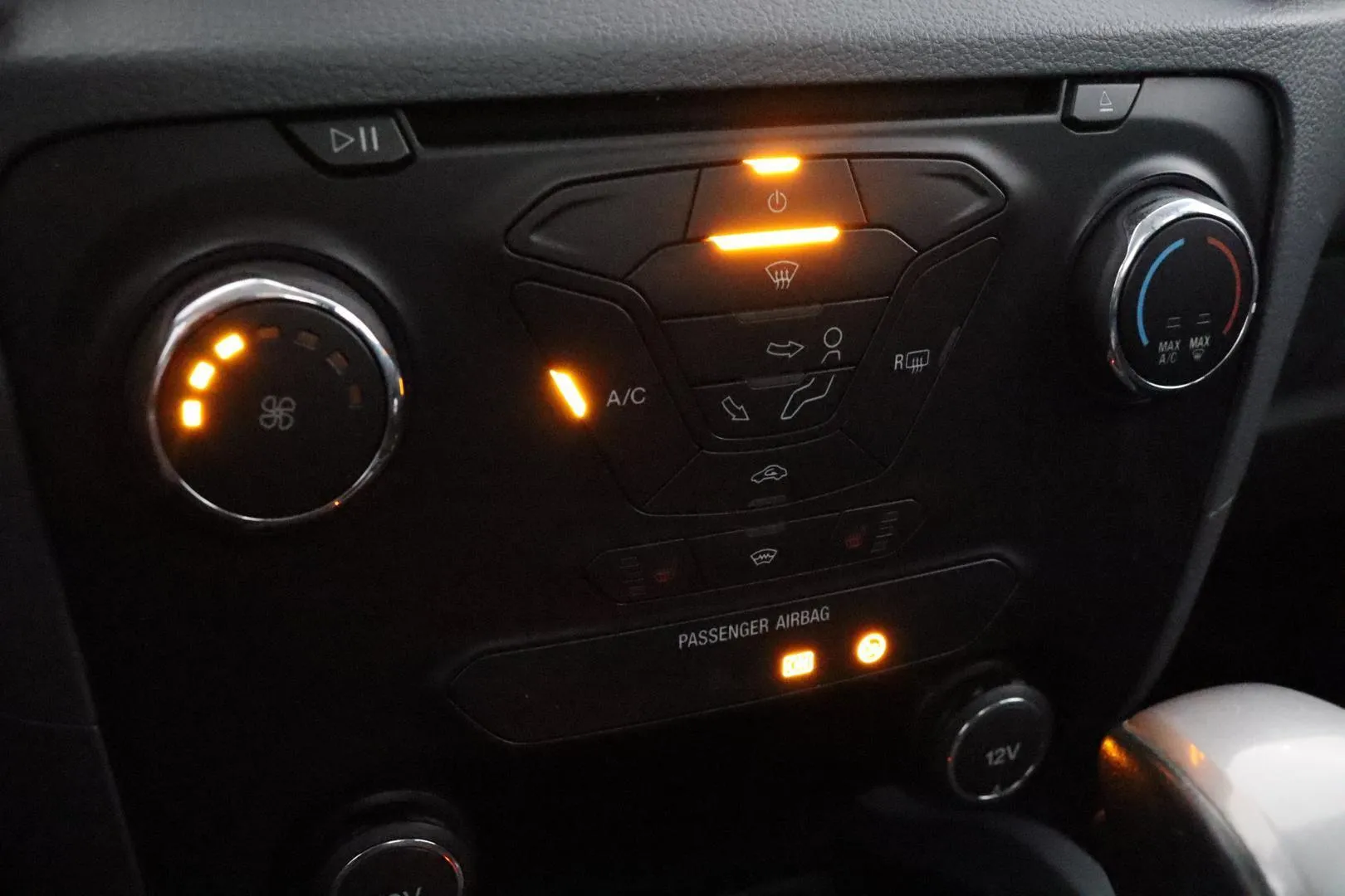 Ford Ranger XOM-343 carousel image