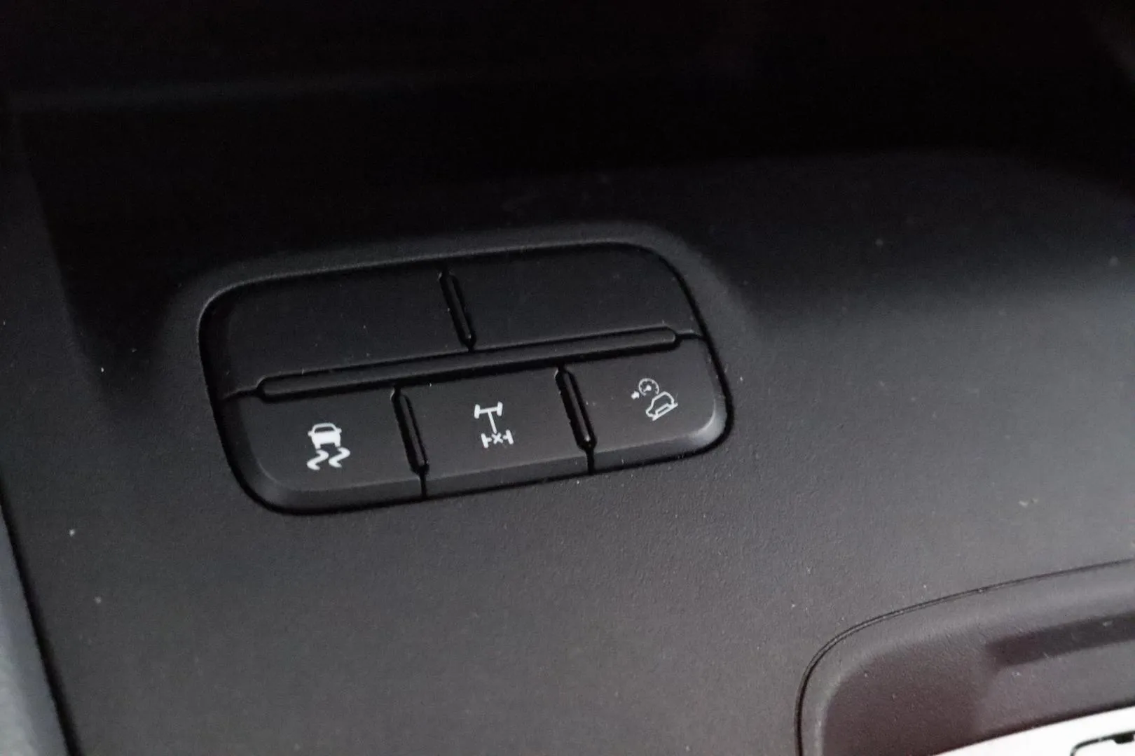 Ford Ranger XOM-343 carousel image