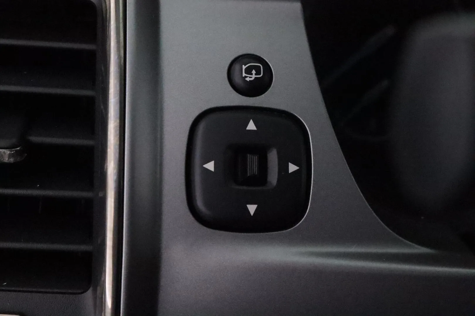 Ford Ranger XOM-343 carousel image