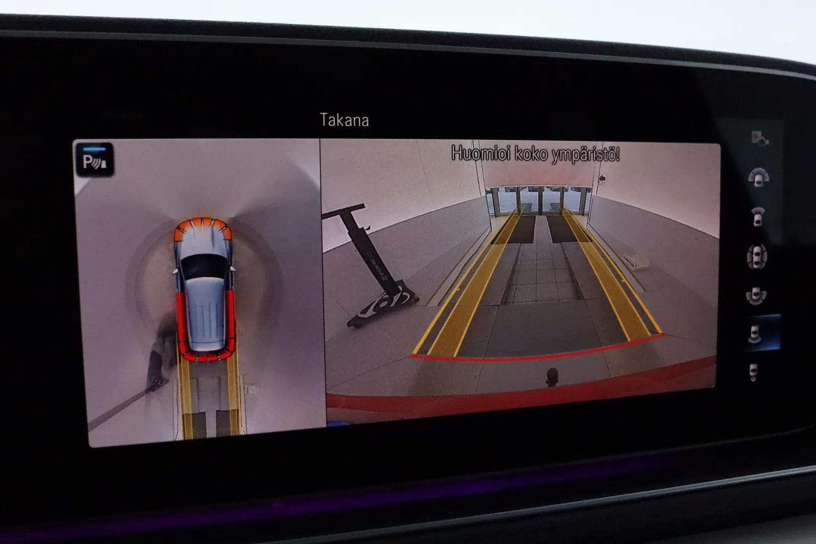 MERCEDES-BENZ GLE ZNT-606 carousel image