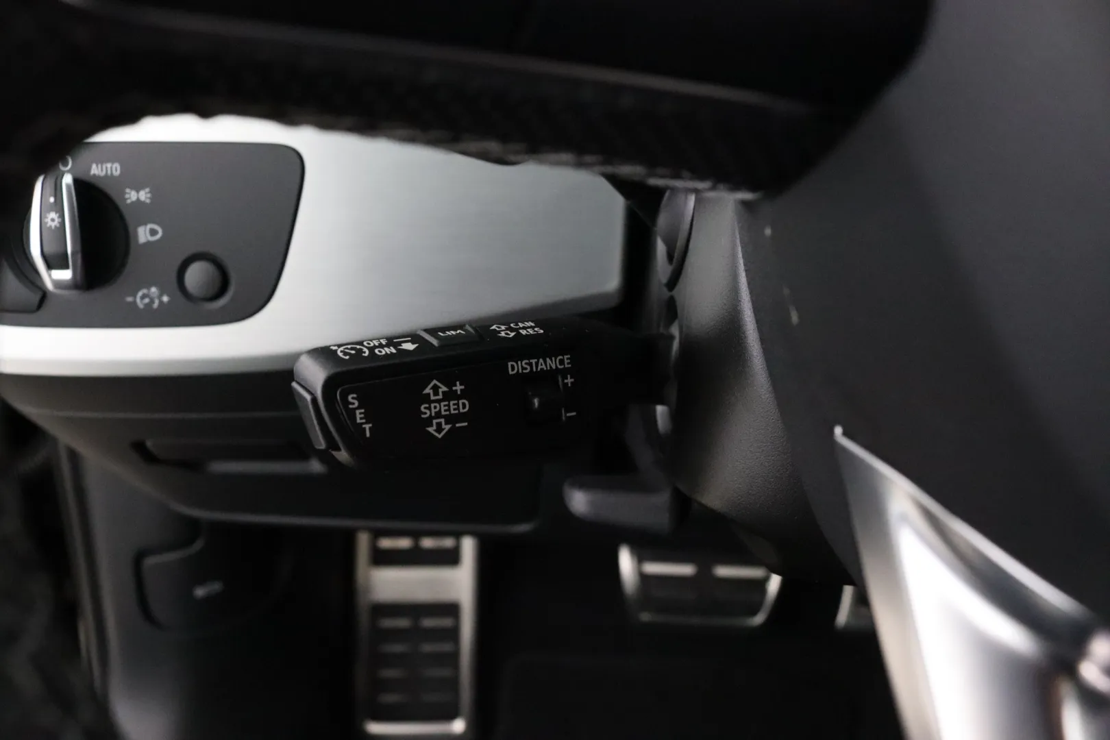 Audi A4 FOZ-244 carousel image