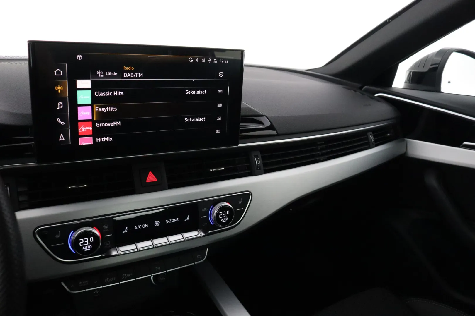 Audi A4 FOZ-244 carousel image