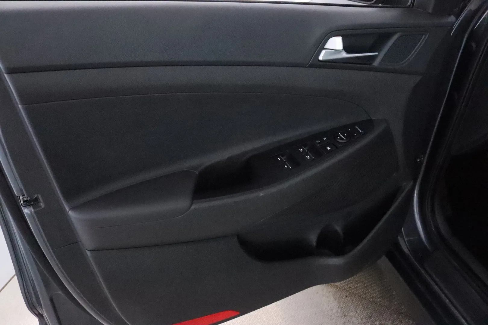 HYUNDAI Tucson LOS-214 carousel image