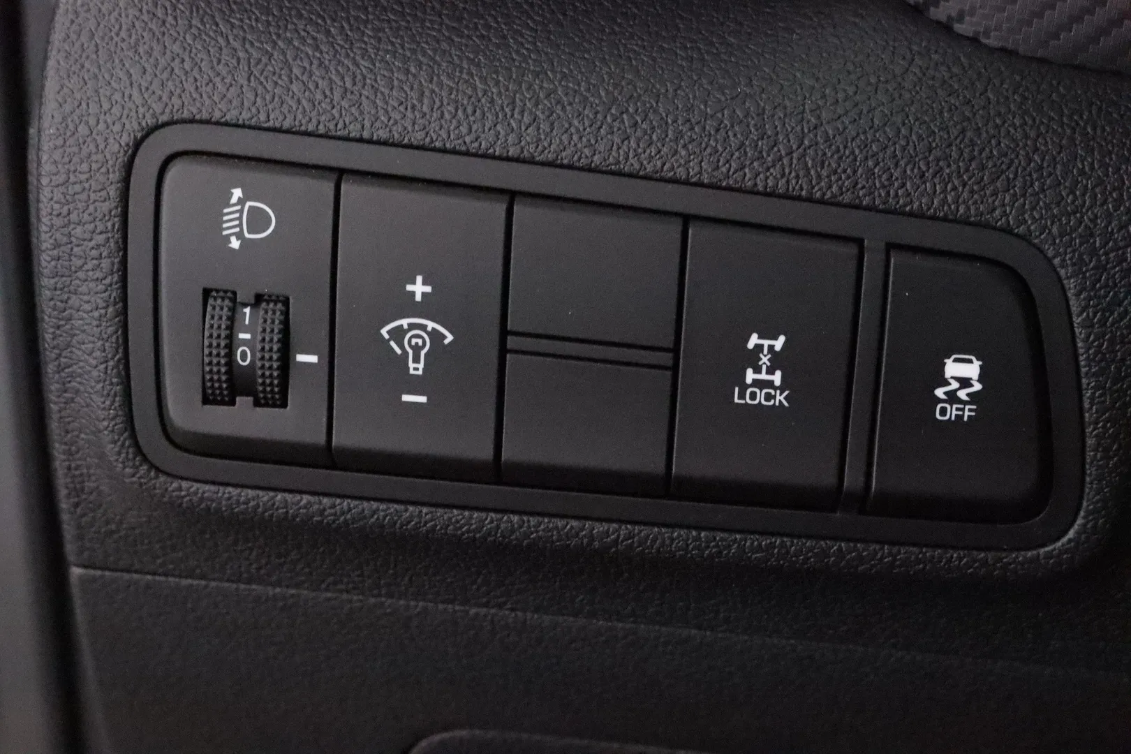 HYUNDAI Tucson LOS-214 carousel image