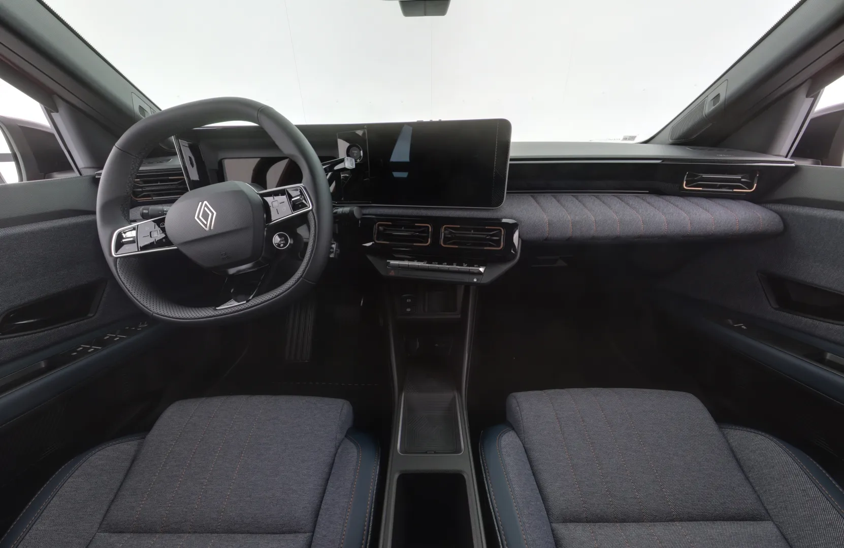 Renault 4 ISS-110 carousel image